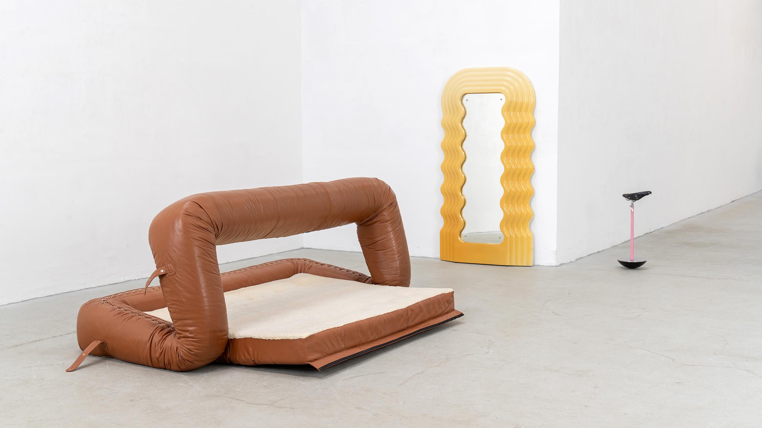 Canapé + lit Alessandro Becchi 1971 par Giovannetti Vintage Cognac Leather en vente 4