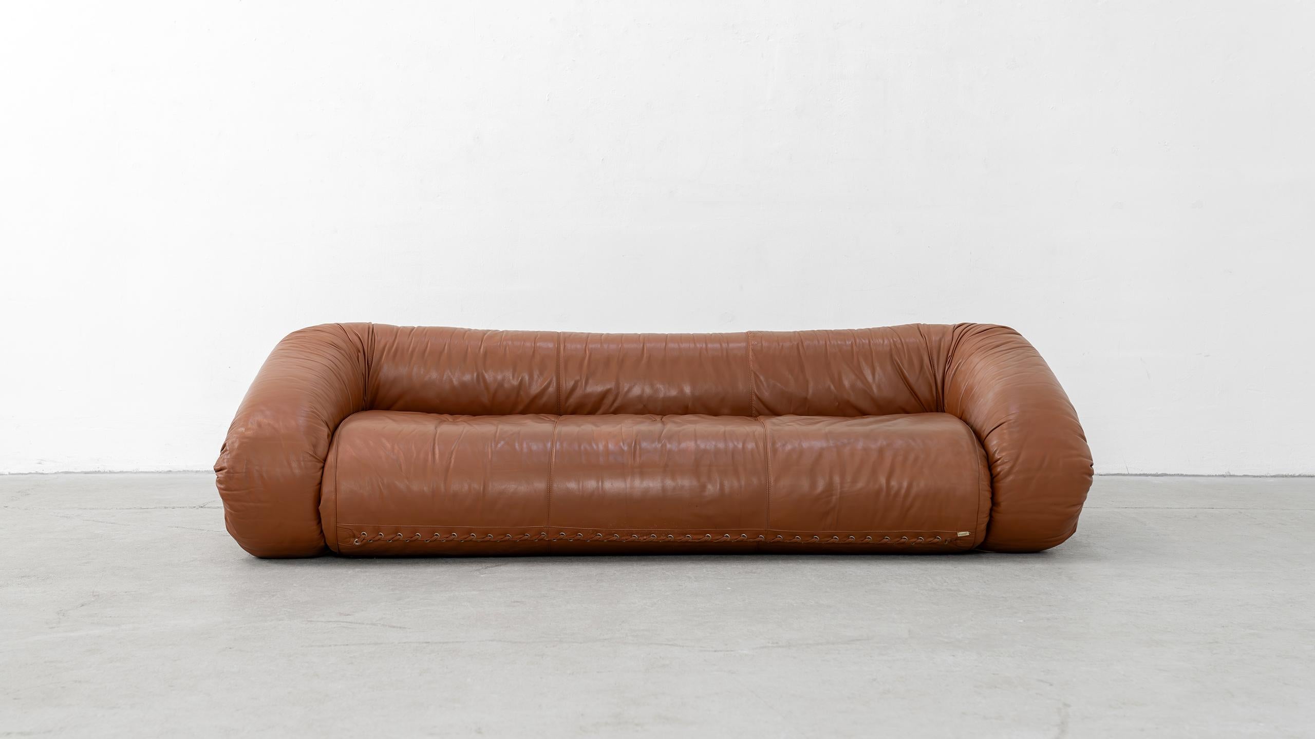 Canapé + lit Alessandro Becchi 1971 par Giovannetti Vintage Cognac Leather en vente 5