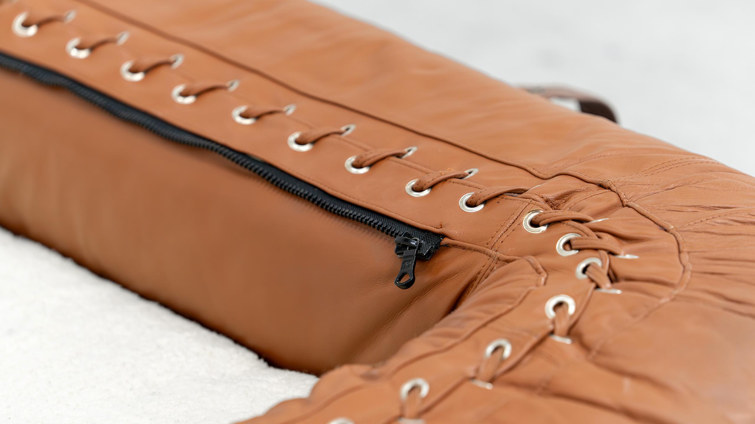 Cuir Canapé + lit Alessandro Becchi 1971 par Giovannetti Vintage Cognac Leather en vente
