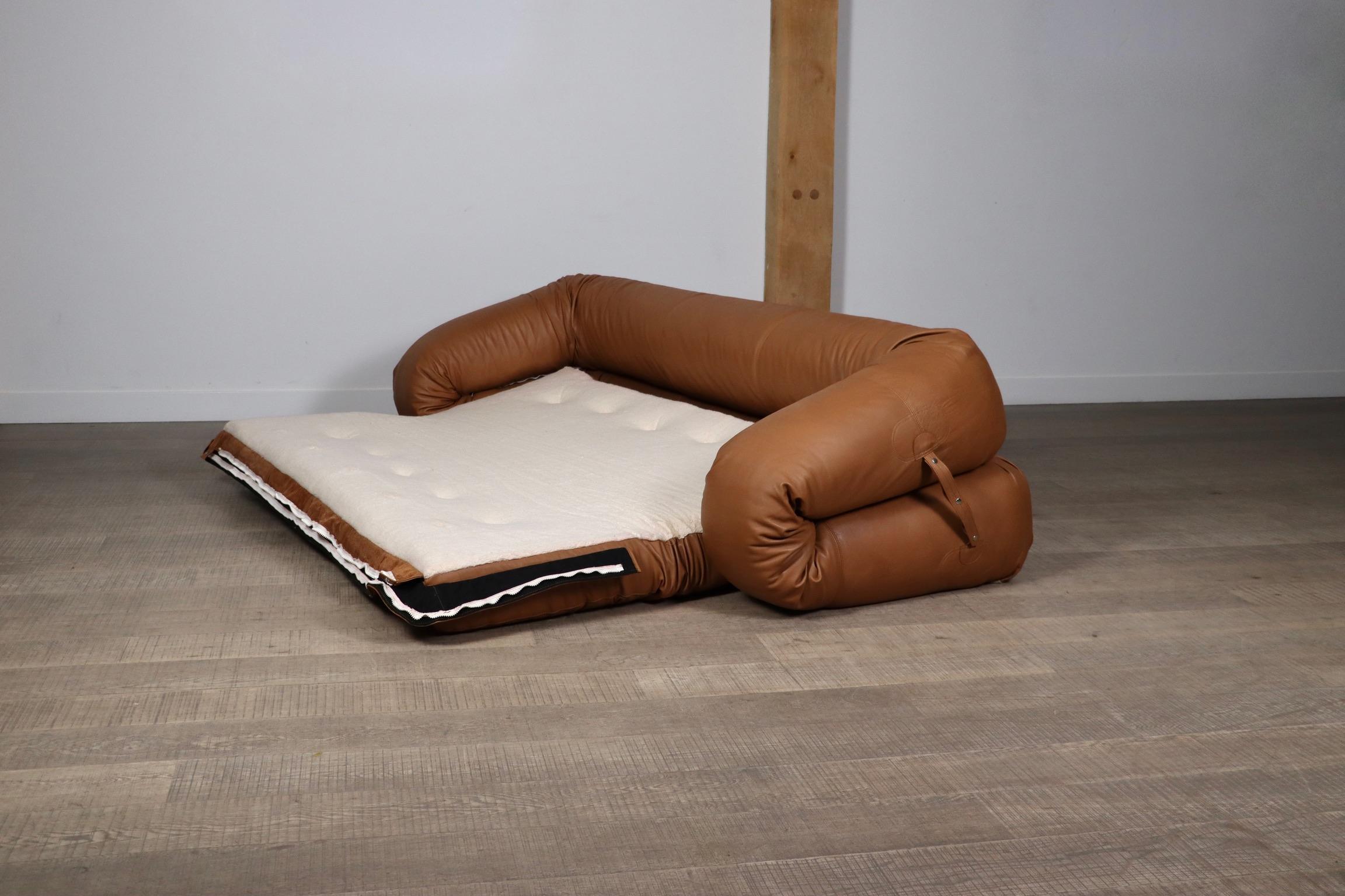 Anfibio Sofa Bed In Cognac Leather By Alessandro Becchi For Giovanetti Collezion For Sale 2