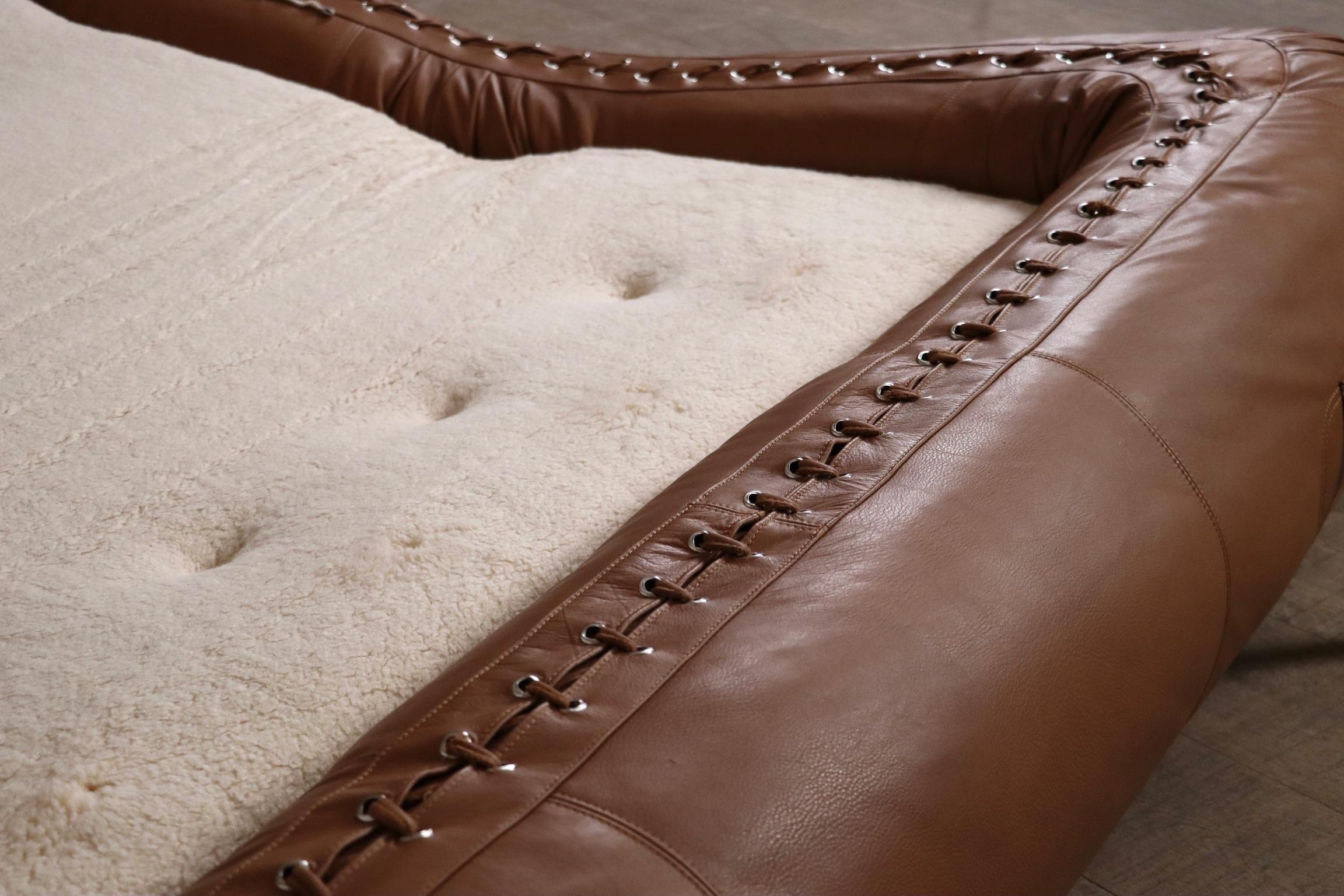 Divano Letto Anfibio in Pelle Cognac Di Alessandro Becchi Per Giovanetti Collezion 4