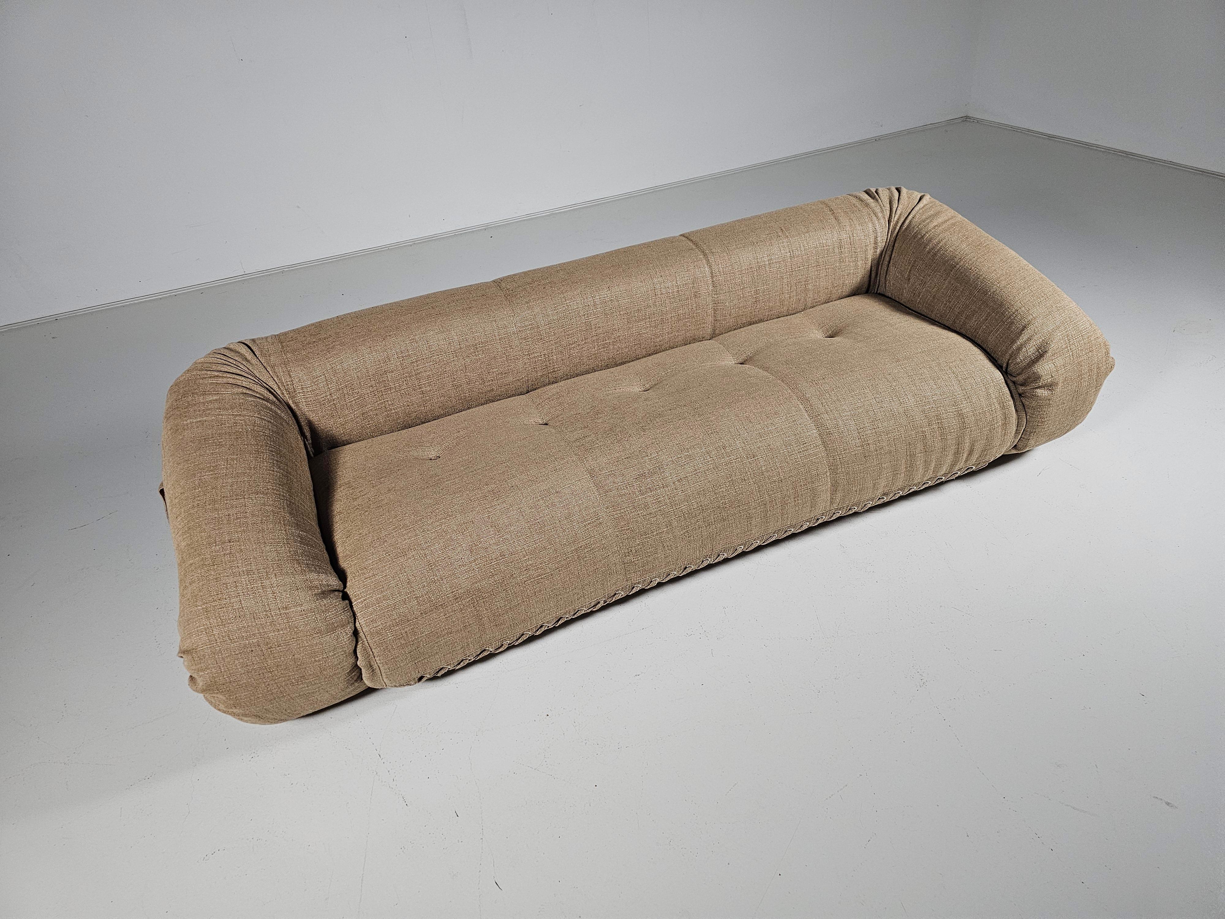 Européen Sofabed Anfibio d'Alessandro Becchi pour Giovanetti en tissu de lin beige, 1970 en vente