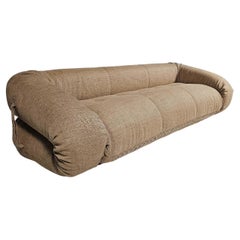 Anfibio Sofa by Alessandro Becchi for Giovanetti in beige linen fabric, 1970s
