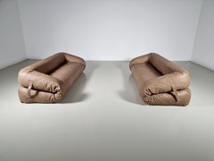 Anfibio Sofa by Alessandro Becchi for Giovanetti in Cognac Leather, 1970s