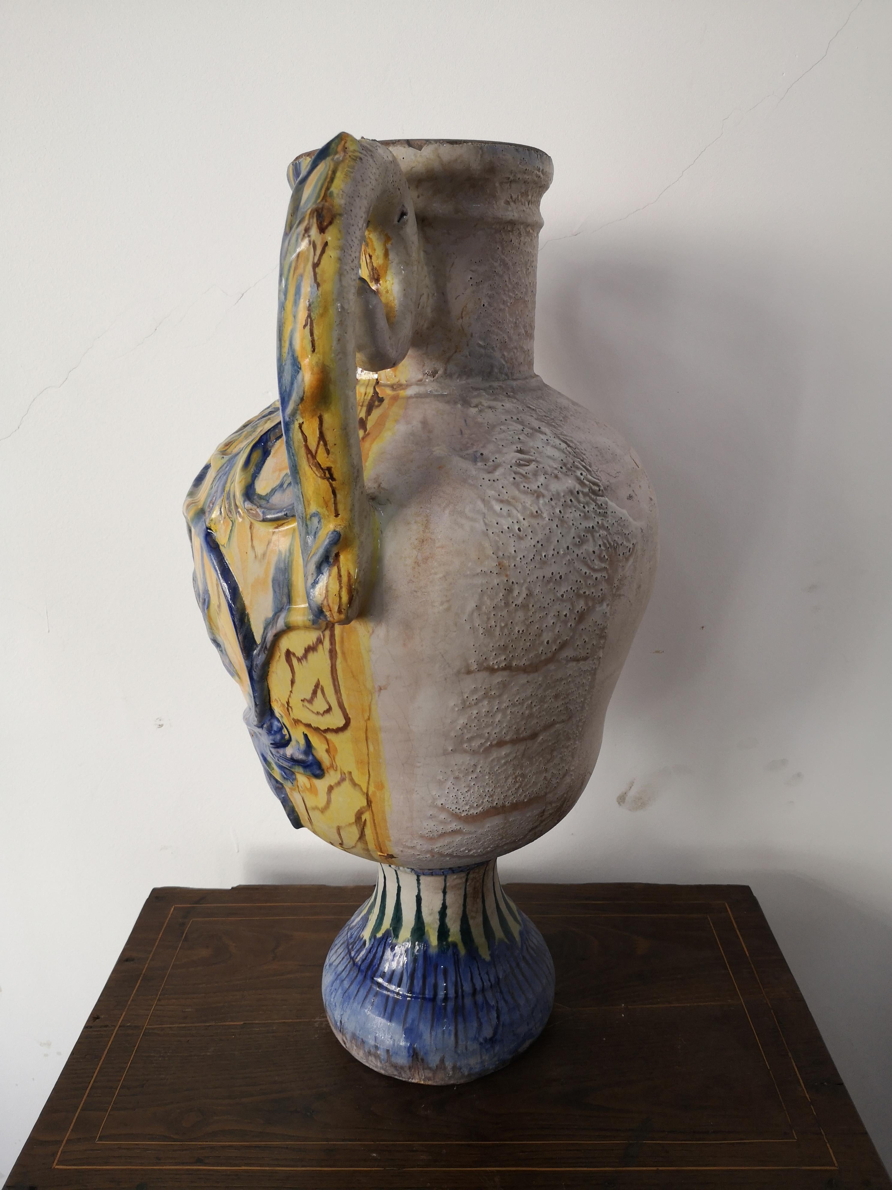 Caltagirone ceramic amphora, mid-19th century For Sale 4