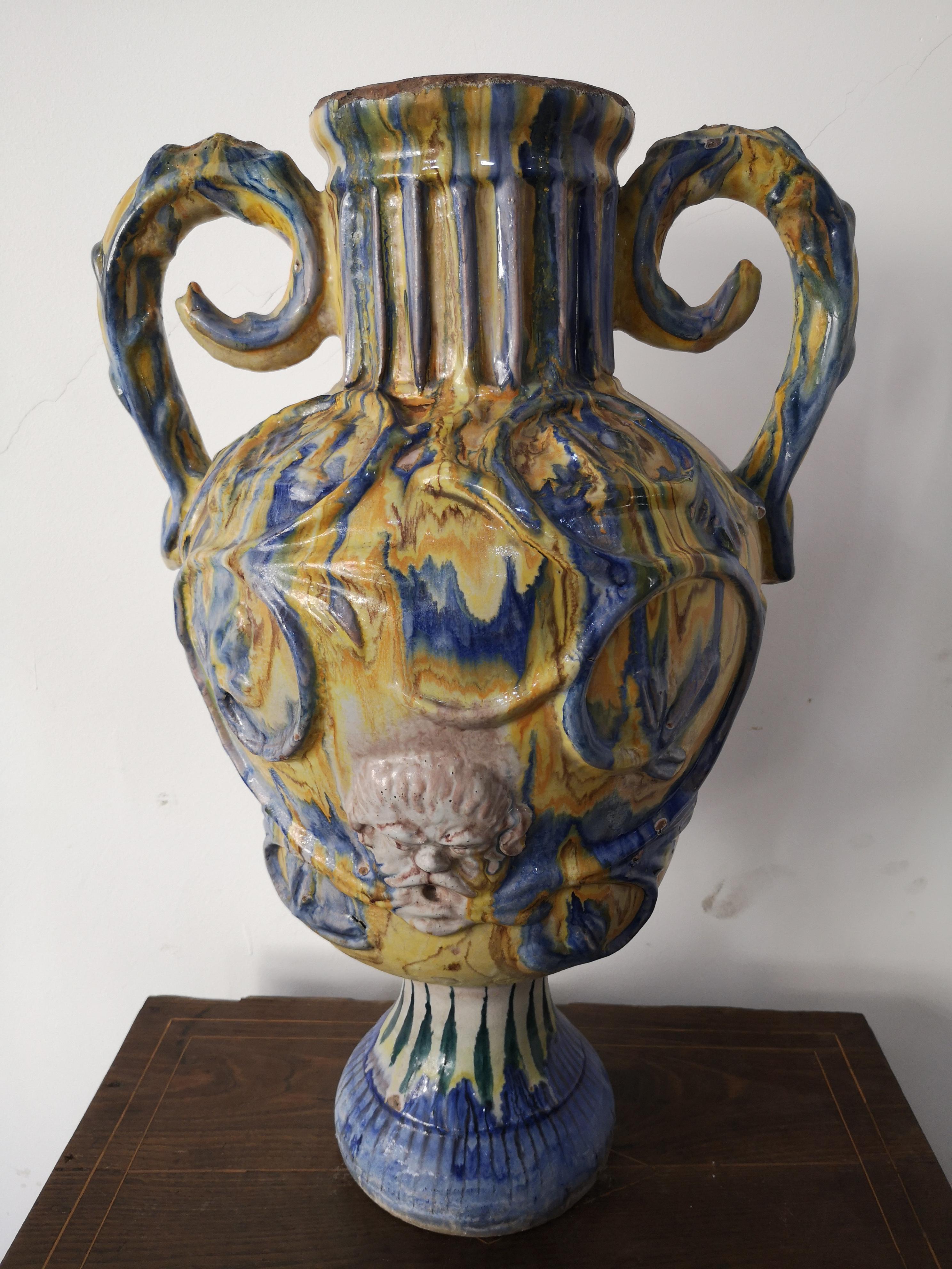 Amphora aus Caltagirone Keramik, Mitte 19. Jahrhundert im Angebot 7
