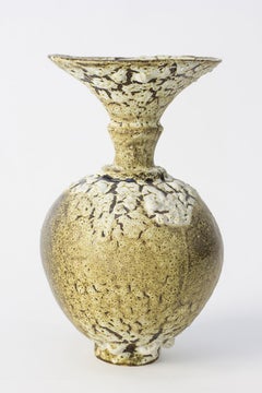 Ánfora Limonita by Raquel Vidal and Pedro Paz