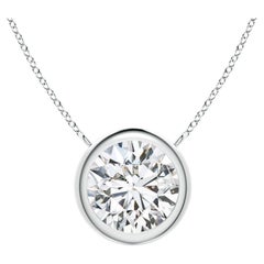 Collar solitario con diamante redondo engastado en bisel Angara 2.0 CTW, en oro macizo de 14 quilates