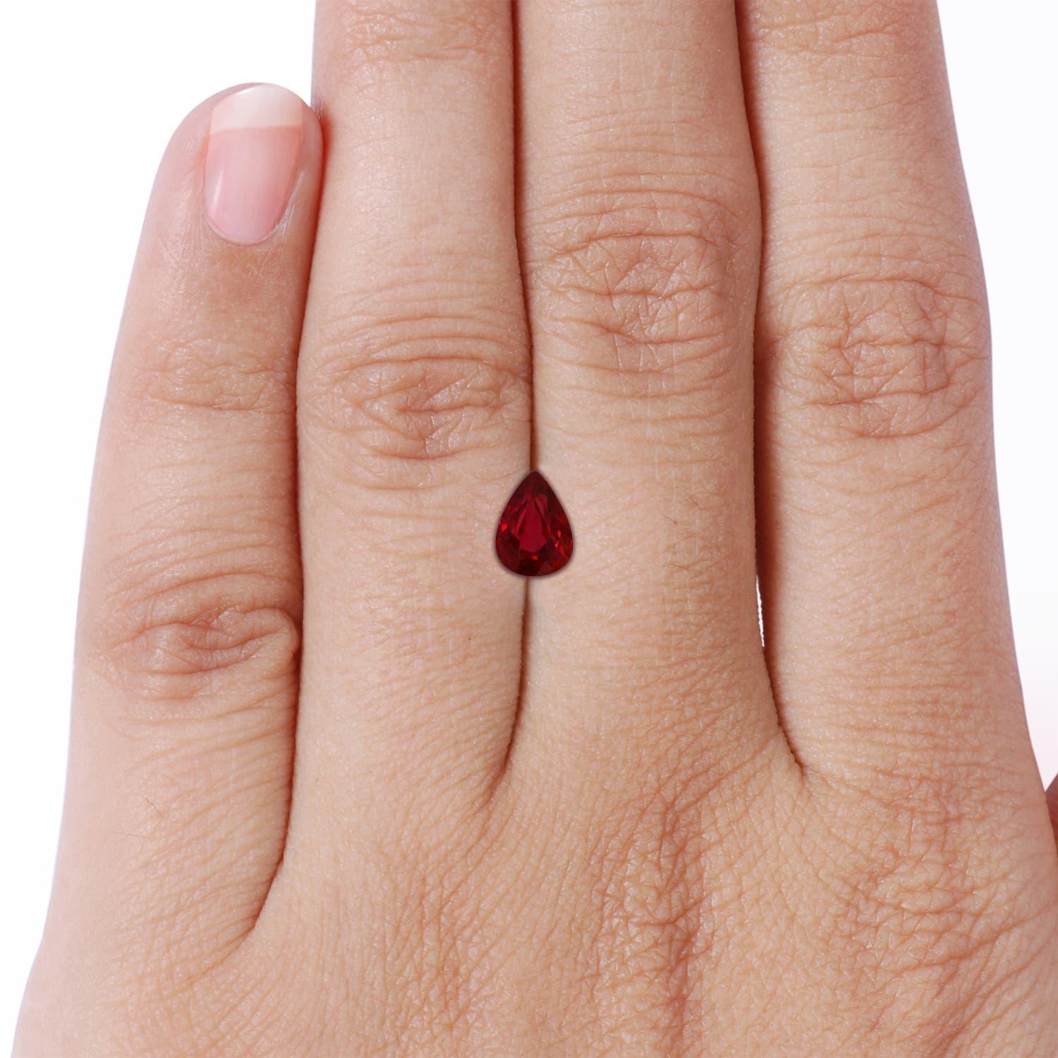 En vente :  ANGARA - Bague solitaire en platine sertie d'un rubis en forme de poire certifié GIA 7