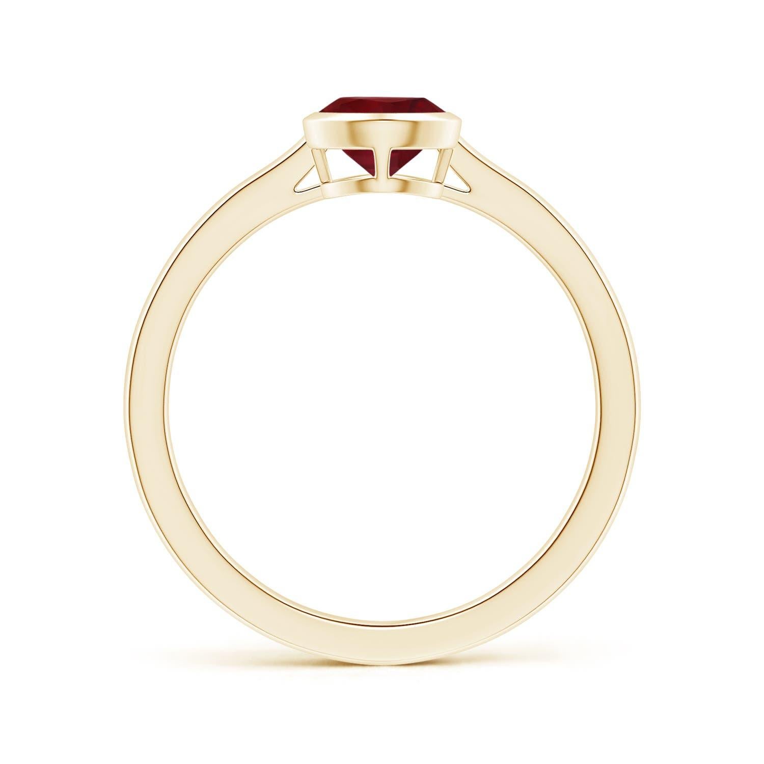 ANGARA Solitär-Ring aus Gelbgold mit GIA-zertifiziertem birnenförmigem Rubin in Lünettenfassung () 2
