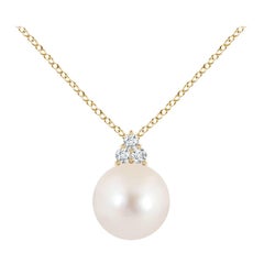 Pendentif en or jaune 14K avec perles de culture d'eau douce et trio de diamants Angara