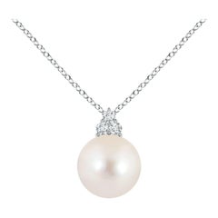 Colgante Angara de perla cultivada de agua dulce y trío de diamantes en platino para mujer
