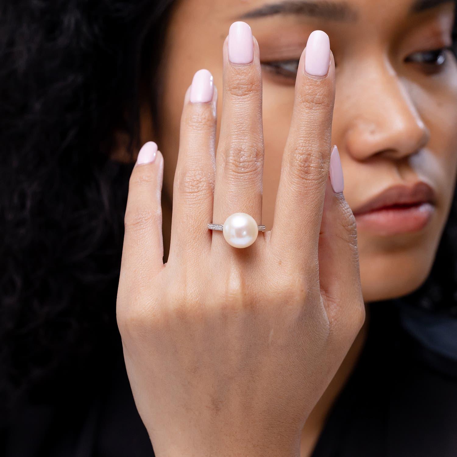 Round Cut Angara Freshwater Cultured Pearl Ring with Pave Diamonds in 14K Solid Gold For Sale