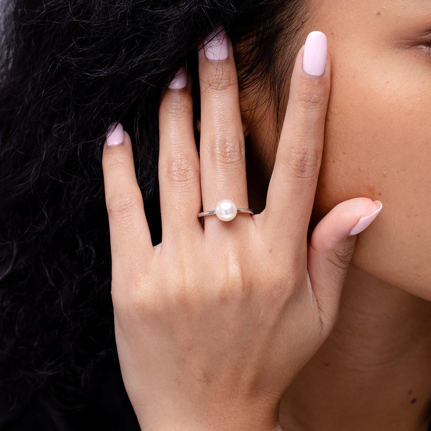 Angara Süßwasser-Zuchtperle Solitär Ring in 14K Solid Gold für Frauen (Rundschliff) im Angebot