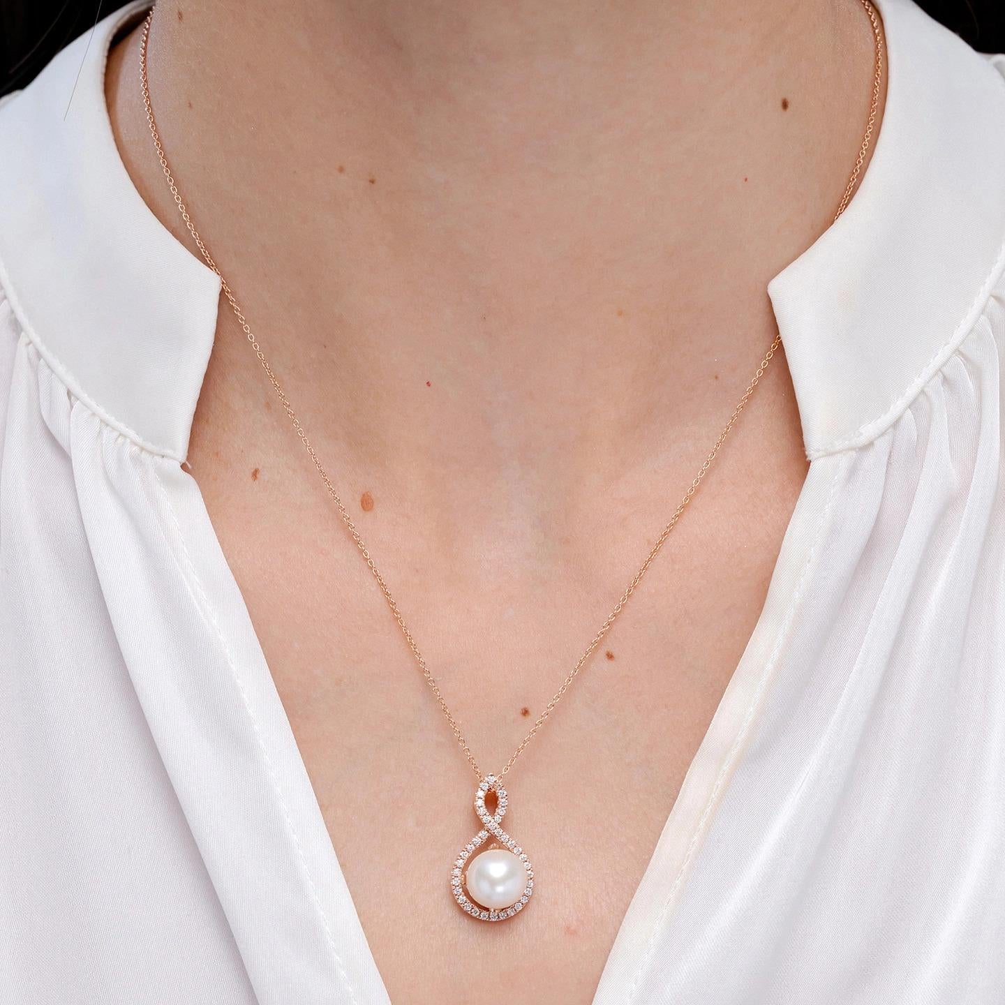 Modern Angara Freshwater Pearl and Diamond Infinity Twist Pendant in 14K Rose Gold For Sale