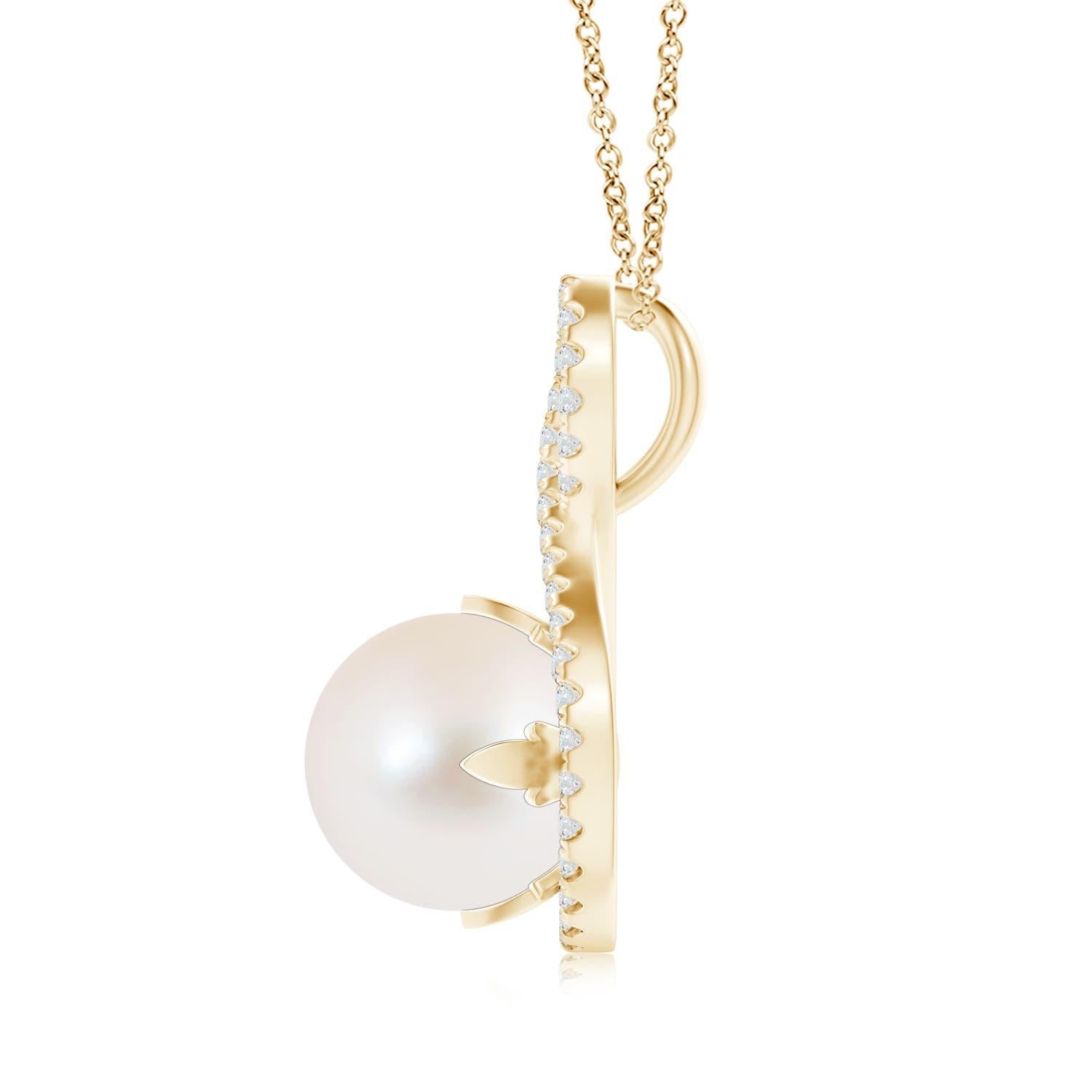 Para un look formal pero glamuroso, elige este colgante solitario de perla en oro amarillo de 14 quilates. Los diamantes adornan el marco de giro infinito, dentro del cual se encuentra una lustrosa perla cultivada de agua dulce redonda engarzada en