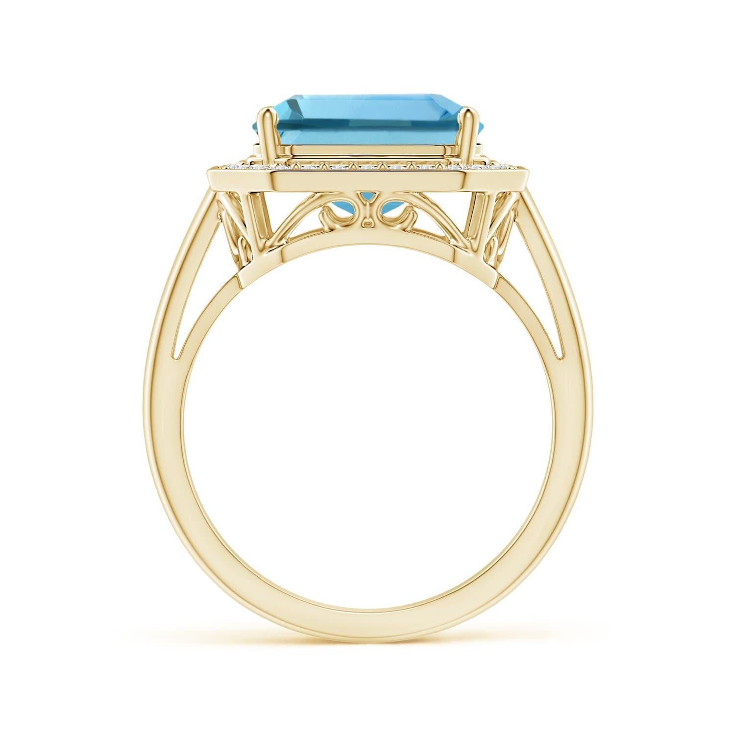 For Sale:  GIA Certified Natural Aquamarine Ring in Yellow Gold with Diamonds 2