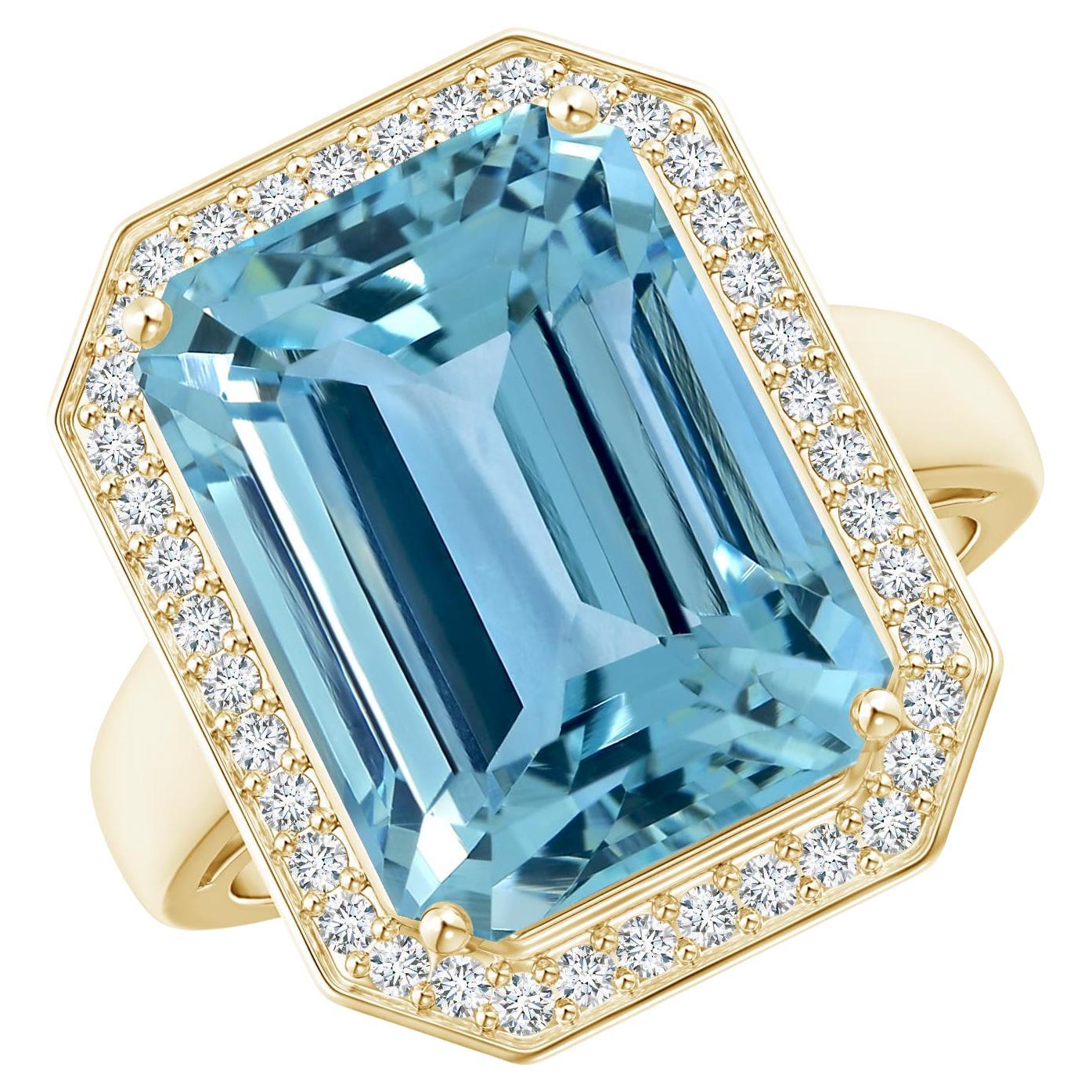 For Sale:  GIA Certified Natural Aquamarine Ring in Yellow Gold with Diamonds