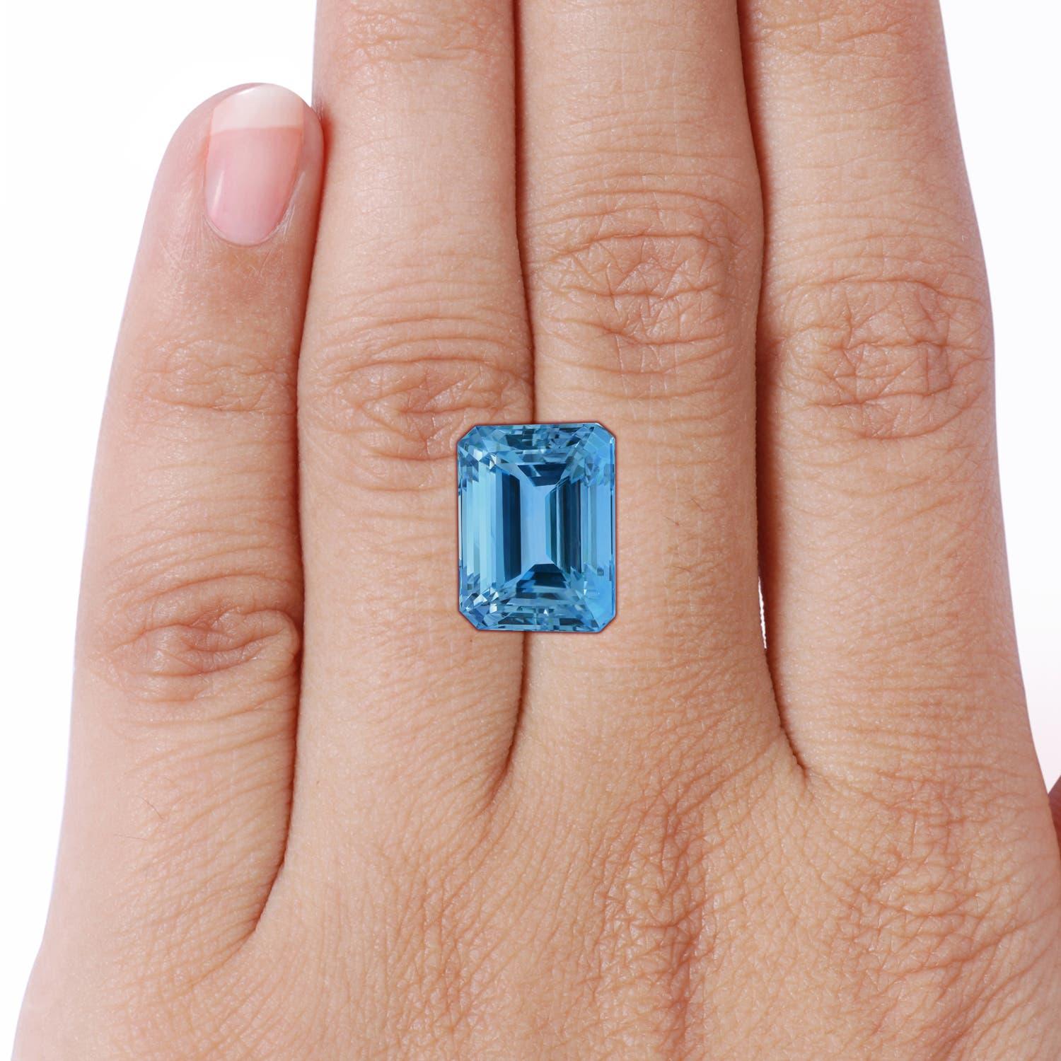 Women's Angara Gia Certified Natural Aquamarine Solitaire White Gold Pendant Necklace