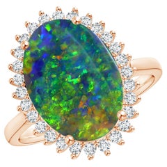 Klassischer ovaler Halo-Ring aus Roségold mit zertifiziertem natürlichem schwarzem Opal von Angara Gia