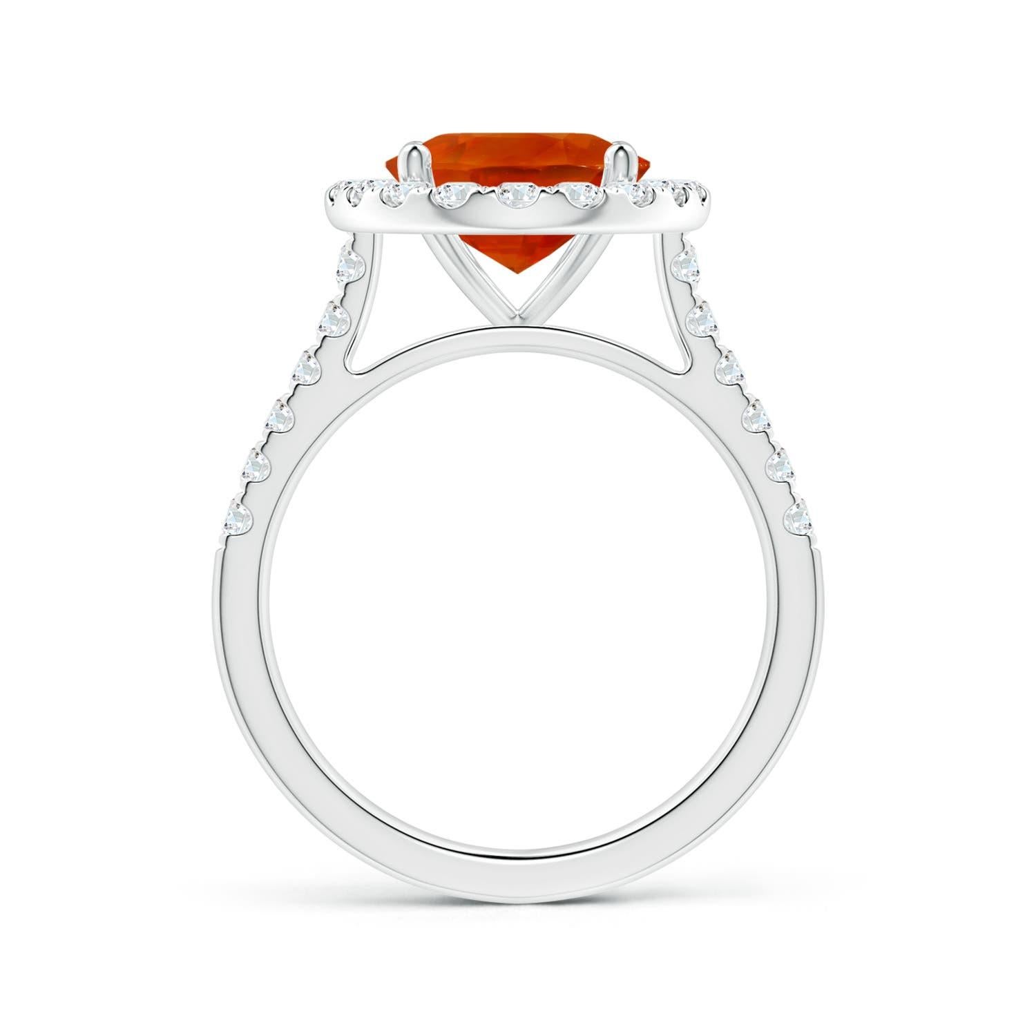 Im Angebot: Angara Gia Halo-Ring aus Weißgold mit natürlichem orangefarbenem Saphir und Diamant () 2