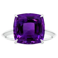 Anello con ametista solitario e cuscino certificato GIA con incastonatura a griffe ANGARA in oro bianco 14K