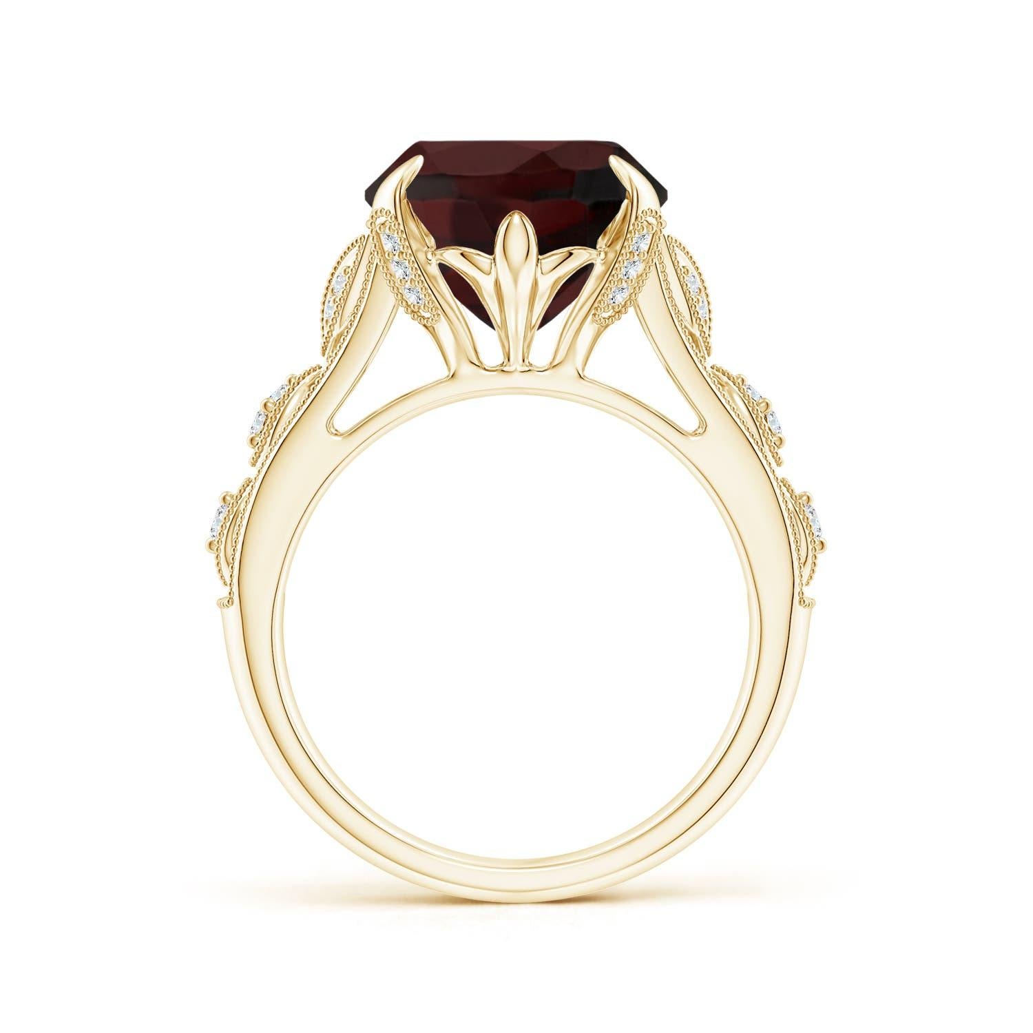 For Sale:  GIA Certified Natural Vintage Style Garnet Fleur De Lis Yellow Gold Ring 2