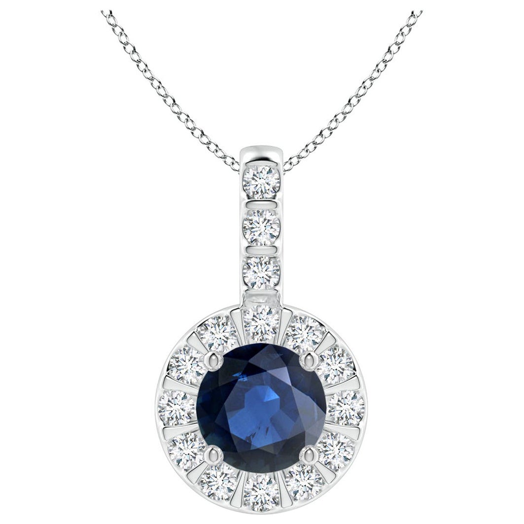 ANGARA Natürlicher 0,60 Karat blauer Saphir-Anhänger mit Diamant-Halo aus 14 Karat Weißgold