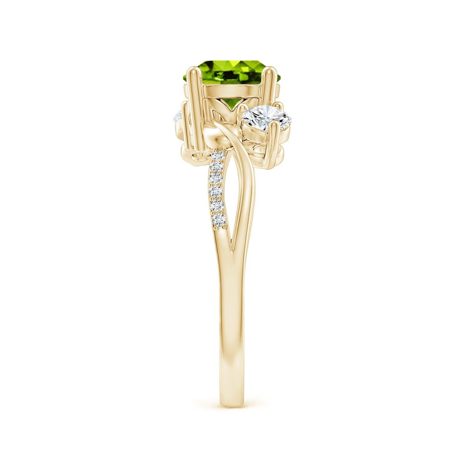 Angara Natural 1.4 ct Peridot and Diamond Twisted Vine Ring in 14K Solid Gold In New Condition For Sale In Los Angeles, CA