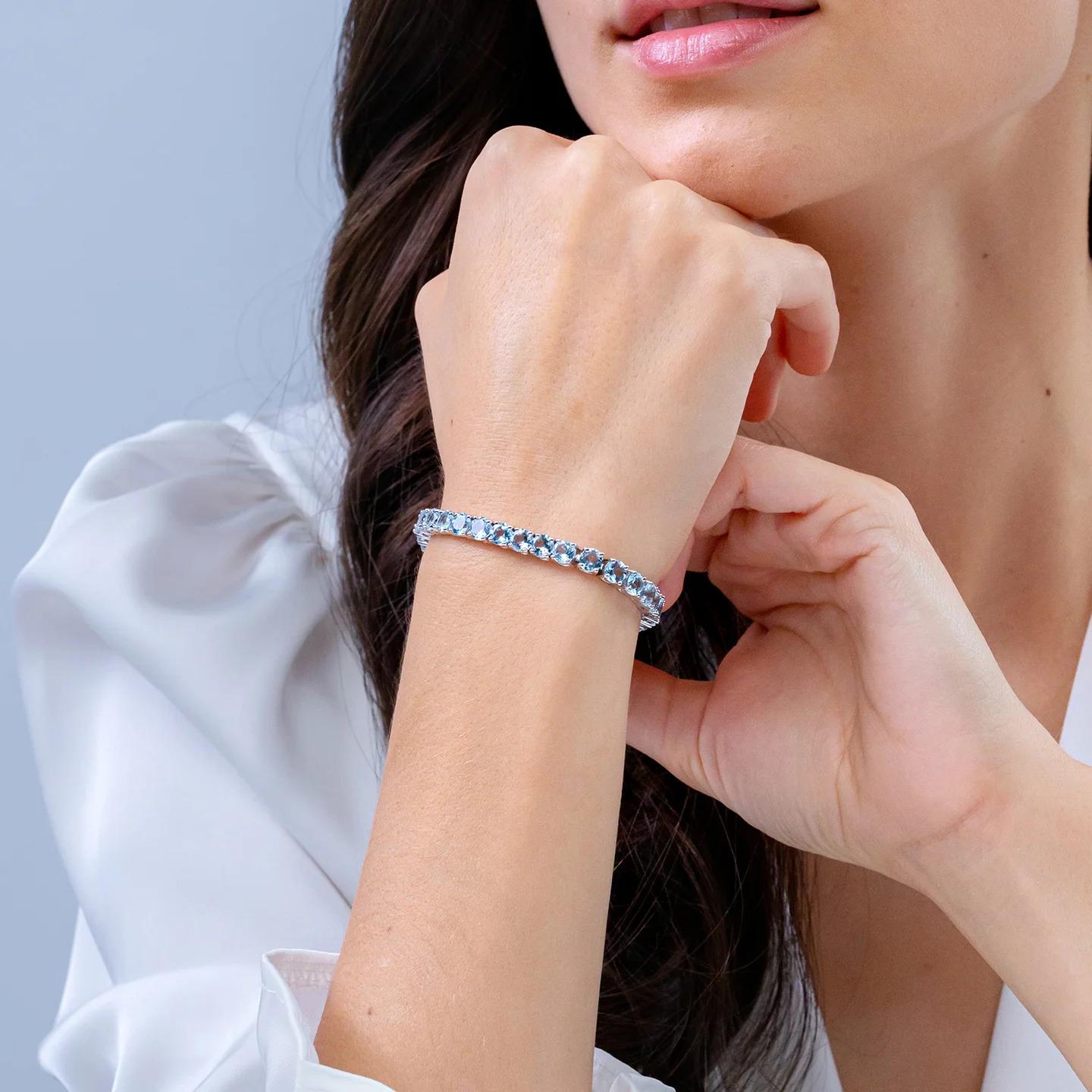 Classic 14,00ct Aquamarin Linear Tennis Armband in 14K Weißgold im Zustand „Neu“ im Angebot in Los Angeles, CA