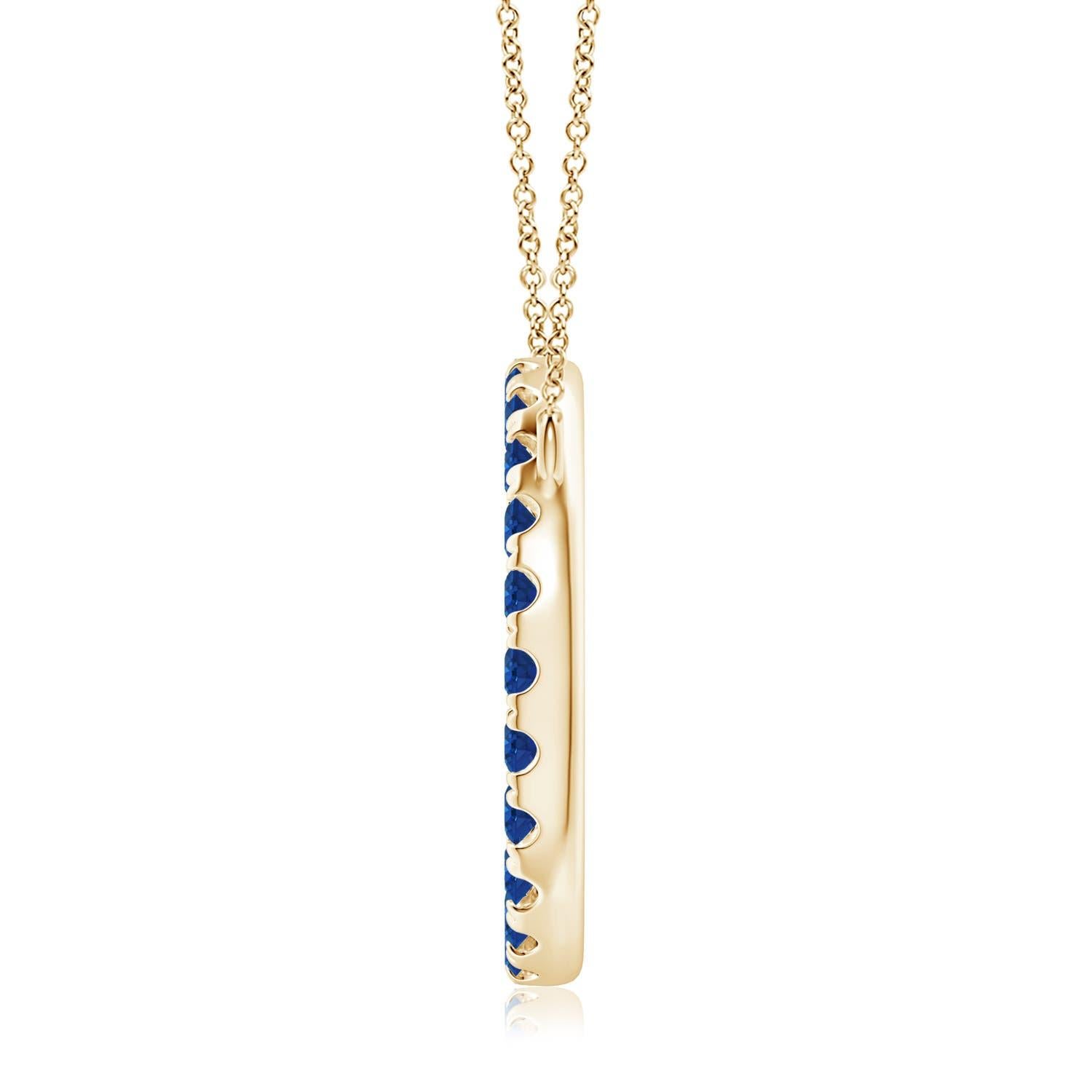 D'une élégance simple, ce pendentif éblouissant présente un cercle ouvert clouté de saphirs bleus. Les saphirs ronds sont magnifiques et semblent flotter sur la chaîne. Ce pendentif exquis en forme de cercle de saphir est réalisé en or jaune 14k.
Le