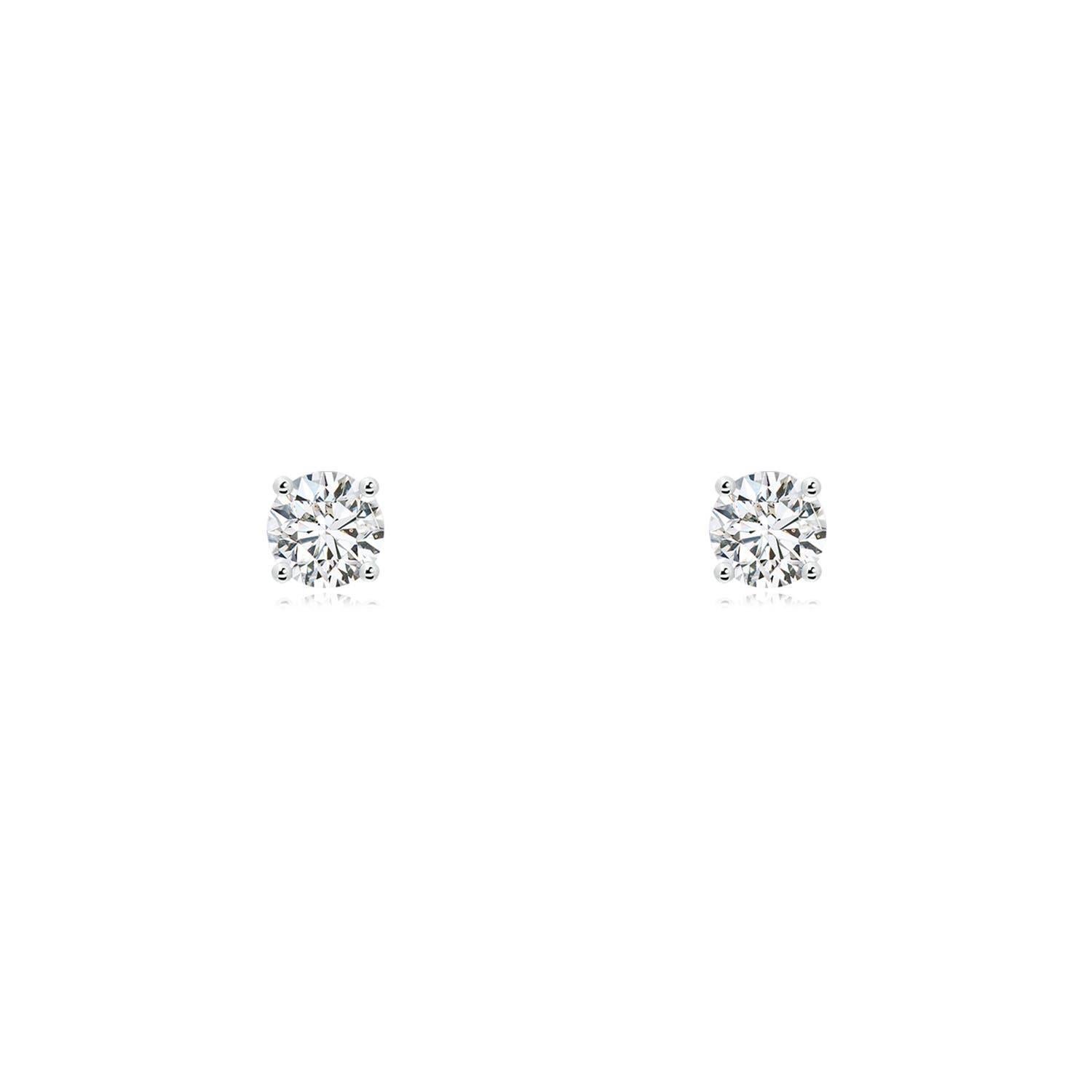 <p>À propos d'Angara :<br />Chez Angara, chaque bijou est une expression artisanale de l'amour et de l'individualité. Nous concevons avec intention, en utilisant des pierres précieuses de couleur vive et des diamants d'origine éthique pour créer des