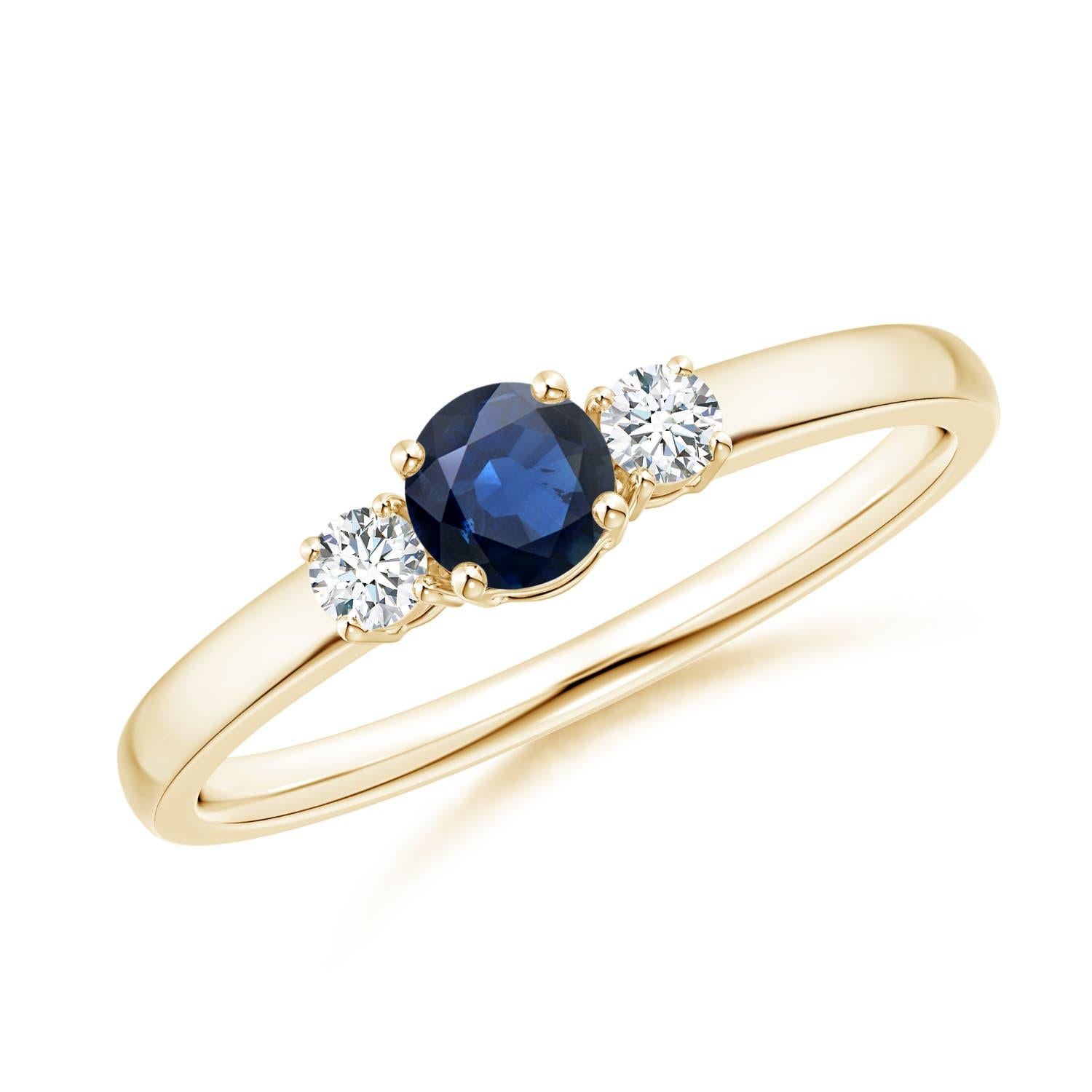 Angara Anillo de compromiso de tres piedras con zafiro azul natural y diamantes en oro de 14 quilates en venta 2