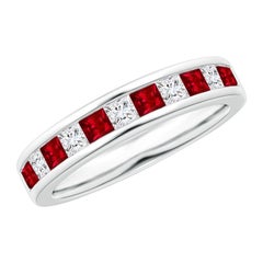 Angara Anillo de Eternidad de Rubí Cuadrado de Canal Natural y Diamante en Oro Macizo de 14K