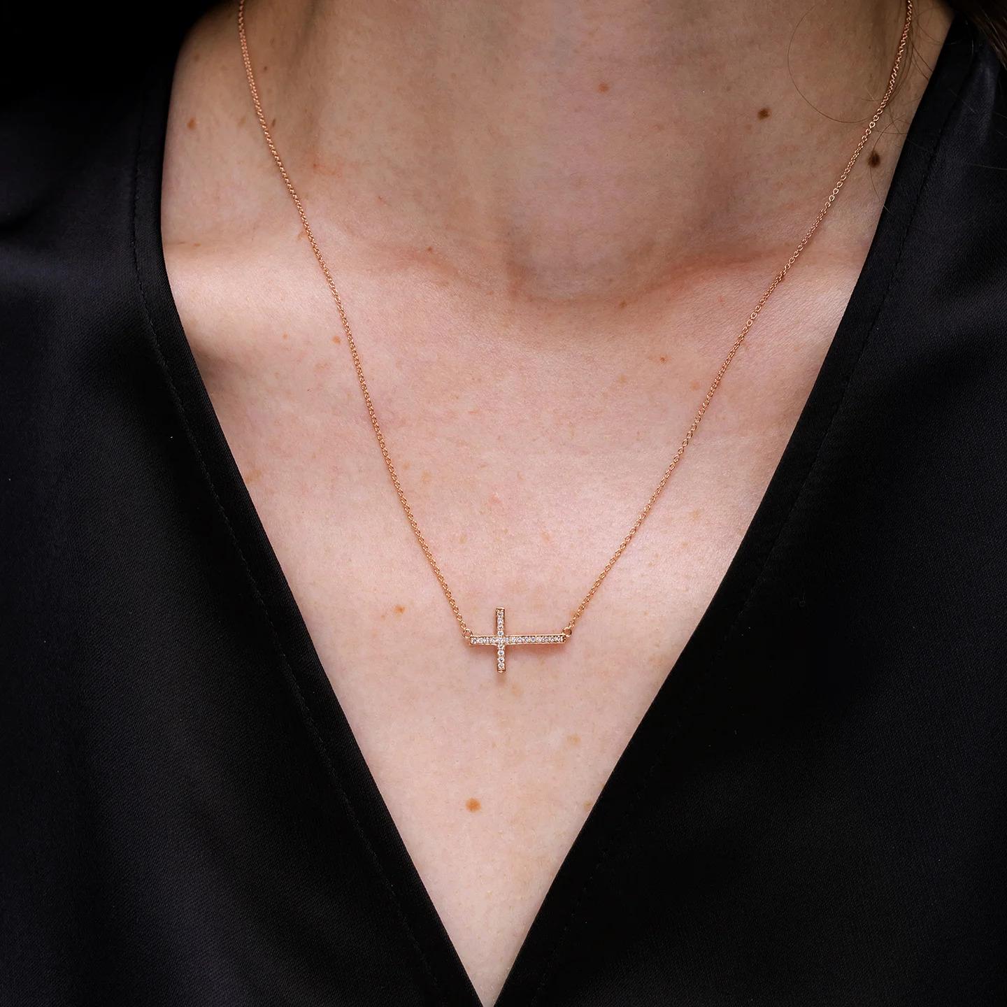 ANGARA Collana classica naturale con diamanti da 0,1 carati in oro rosa 14K (G, VS2) In condizioni Nuovo in vendita a Los Angeles, CA