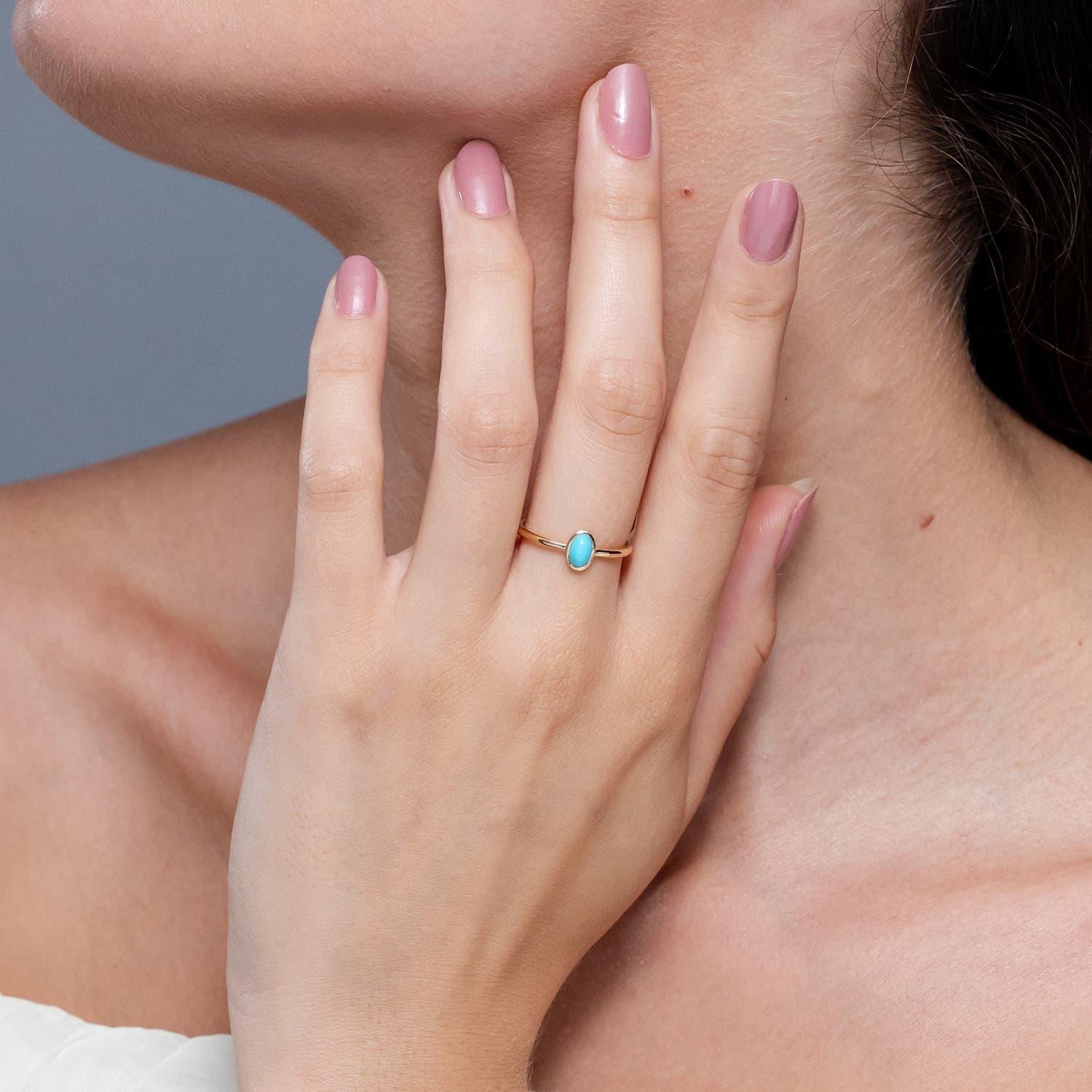 Moderno Anello Angara con turchese ovale classico naturale incastonato in oro massiccio 14K per donna in vendita