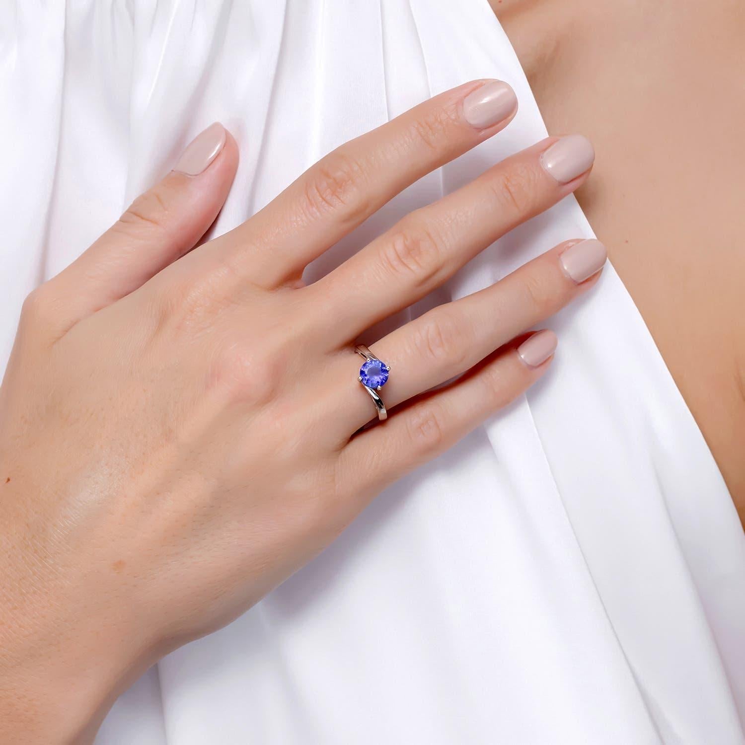 Modern Angara Natural Classic Round 1.45 ct Tanzanite Solitaire Bypass Ring in 14K Gold For Sale