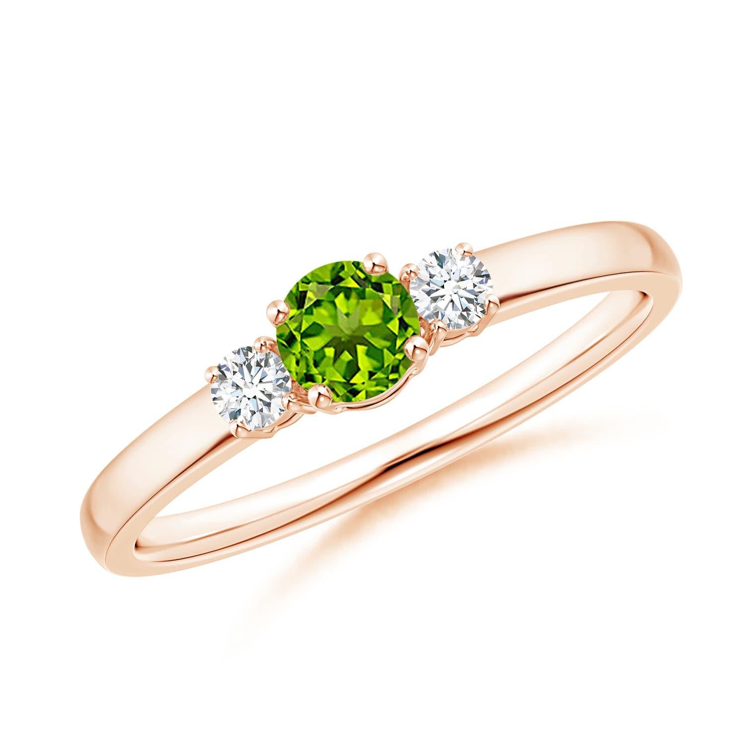 Anello di fidanzamento classico naturale con peridoto e diamanti in oro 14K di Angara in vendita 1