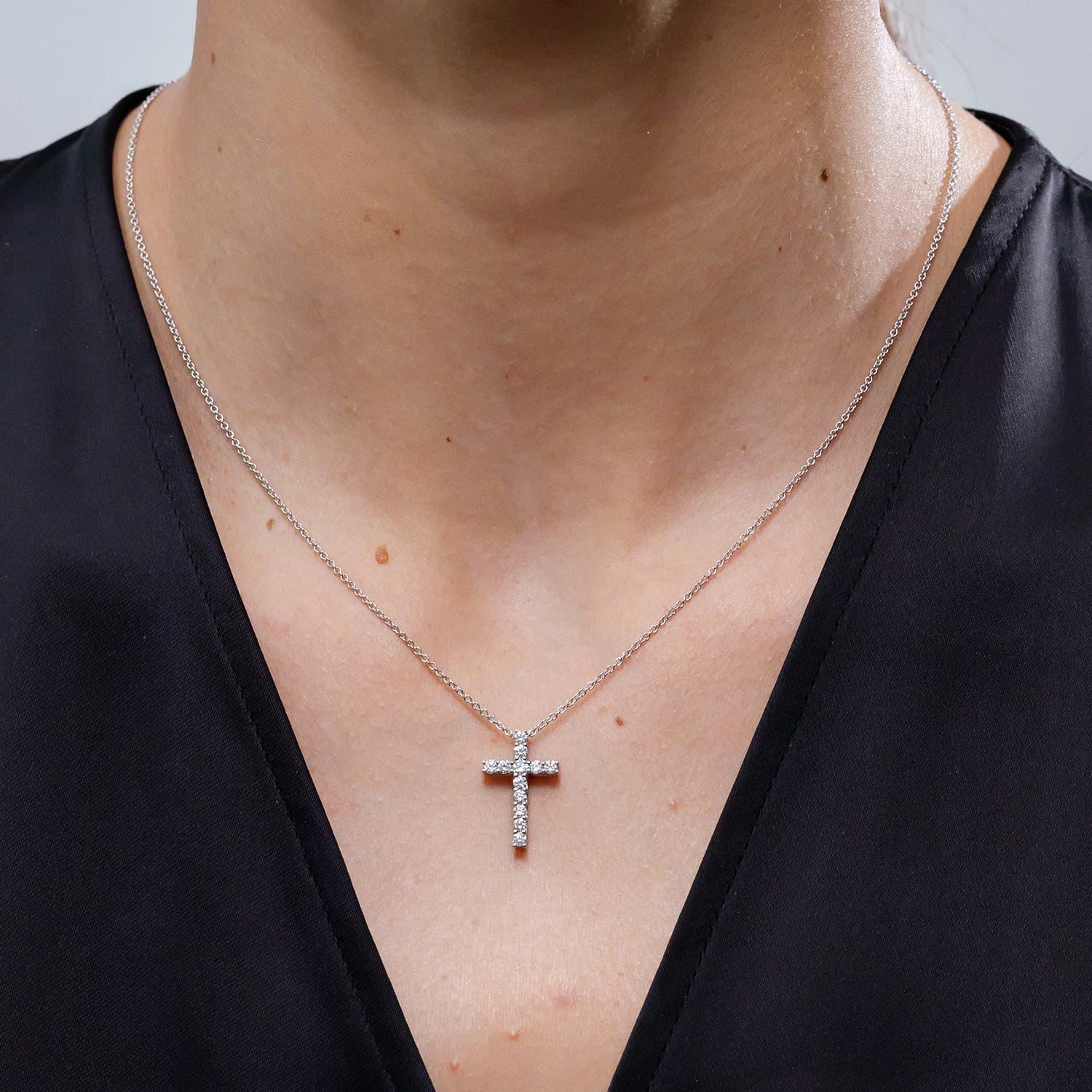 Modern Angara Natural Classic Shared Prong-Set Diamond Cross Pendant in 14K Solid Gold For Sale