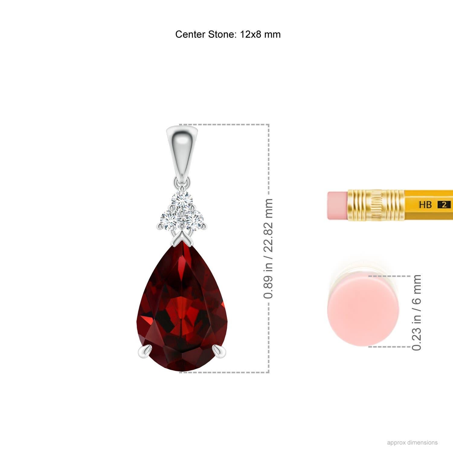 Colgante de gota de granate natural de 3,5 ct engarzado en garra Angara con trío de diamantes en platino Corte pera en venta