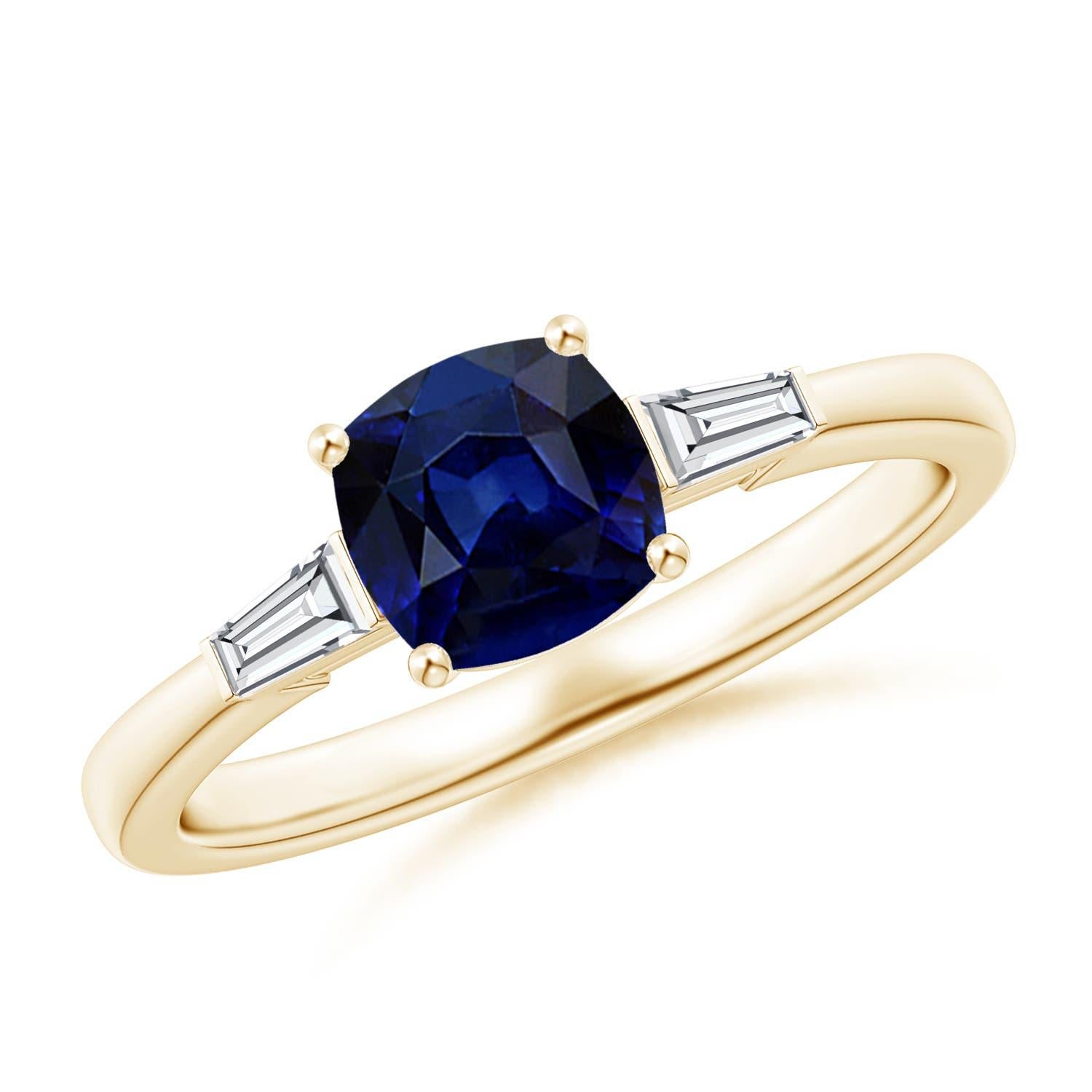 Angara Natural Cushion Sapphire Ring mit Baguette-Diamanten in 14K massivem Gold im Angebot 1