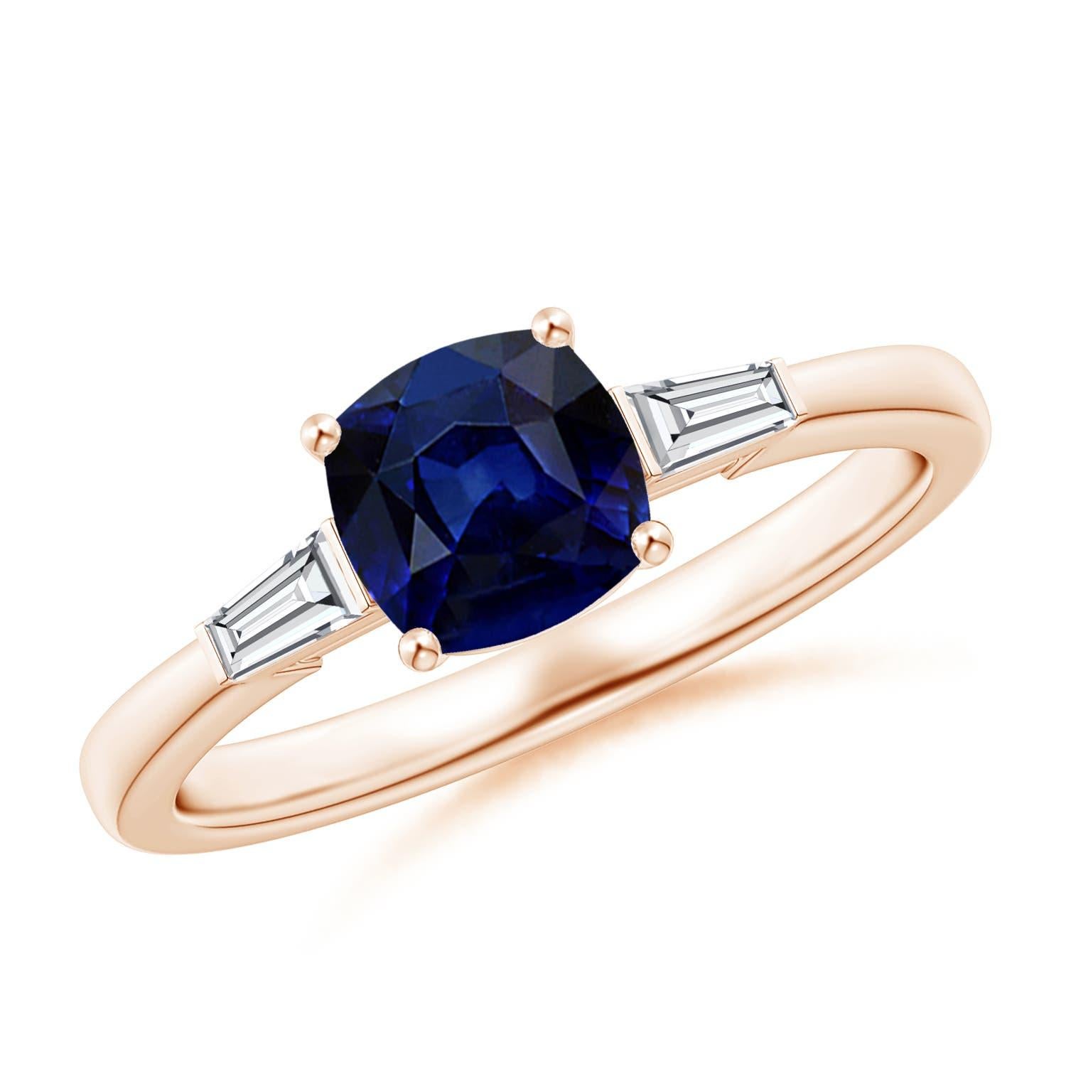 Angara Natural Cushion Sapphire Ring mit Baguette-Diamanten in 14K massivem Gold im Angebot 2