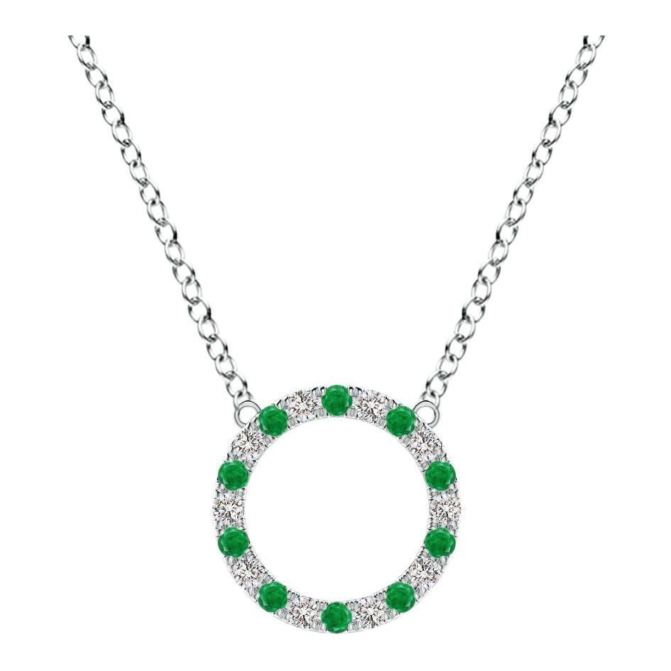 Colgante Eternidad Círculo Abierto de Esmeralda Natural y Diamante Angara en Platino