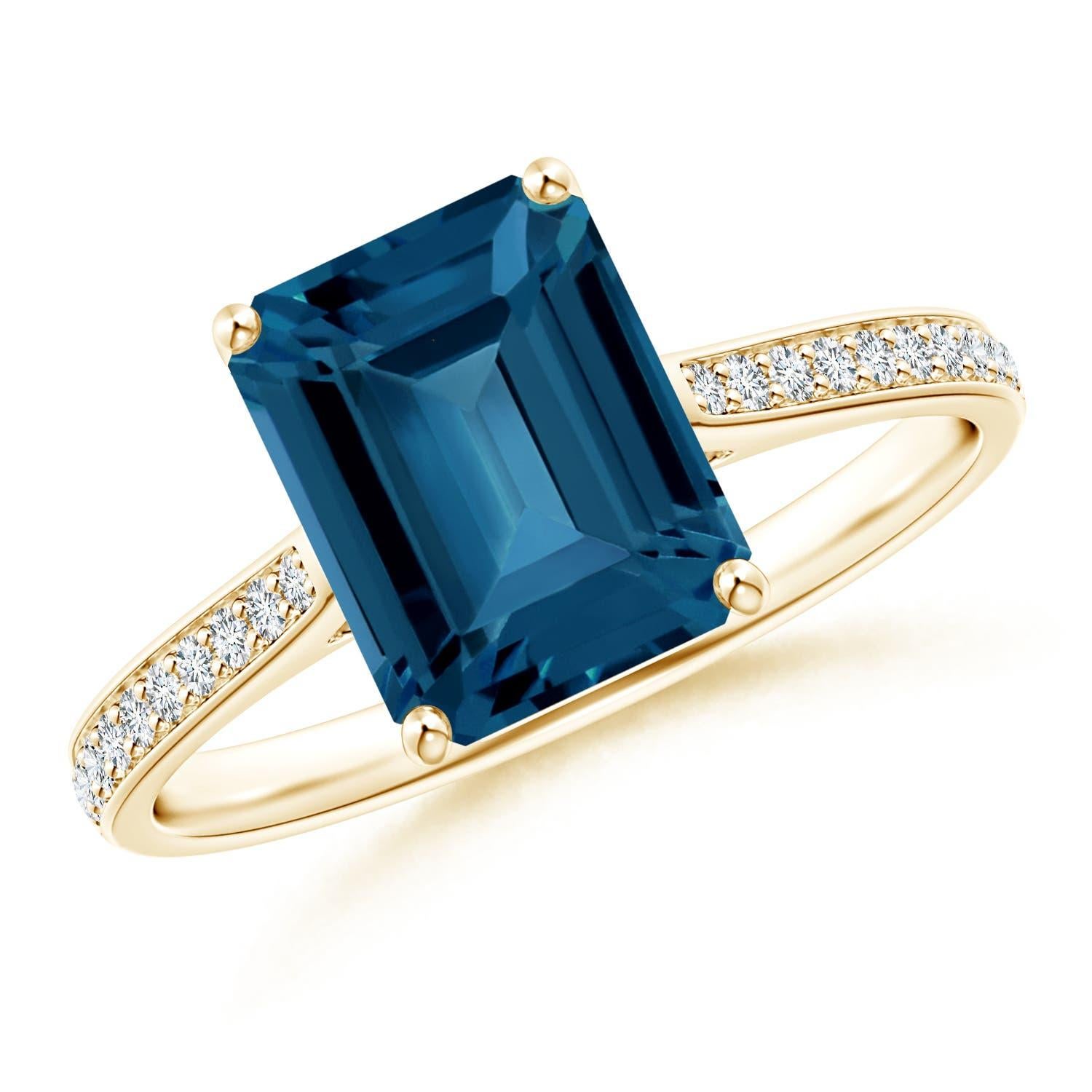 Anillo de cóctel de oro de 14 quilates con topacio azul de Londres de 2,75 ct y talla esmeralda natural de Angara en venta 1