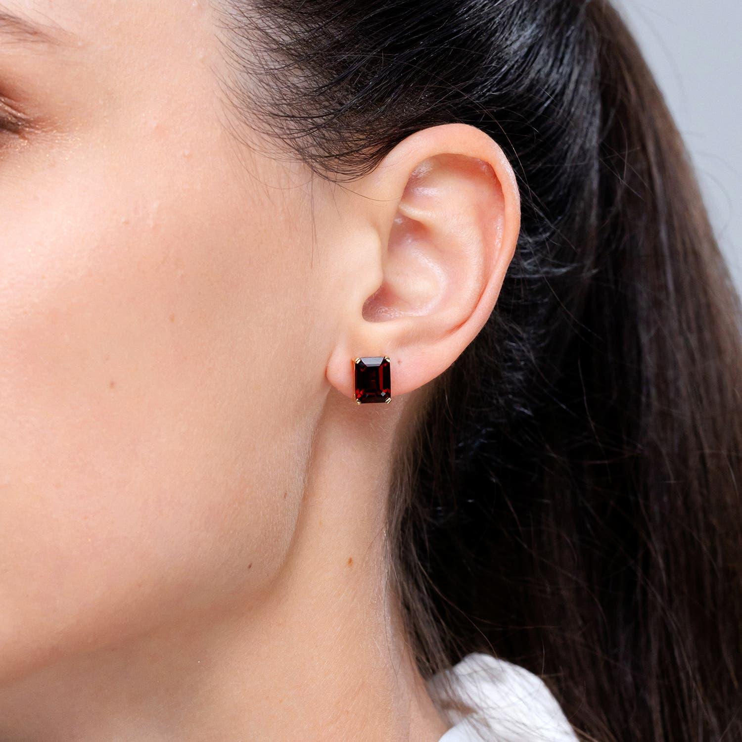 Modern Angara Natural Emerald-Cut 5.6 ct Garnet Solitaire Stud Earrings in 14K Gold For Sale