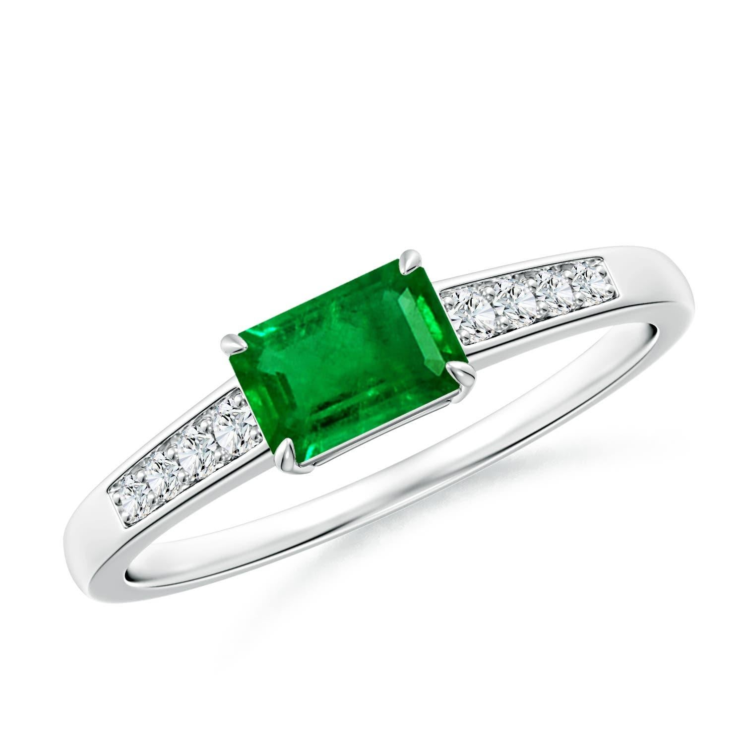 Bague solitaire en or massif 14K avec diamant et émeraude naturelle Angara en vente 2
