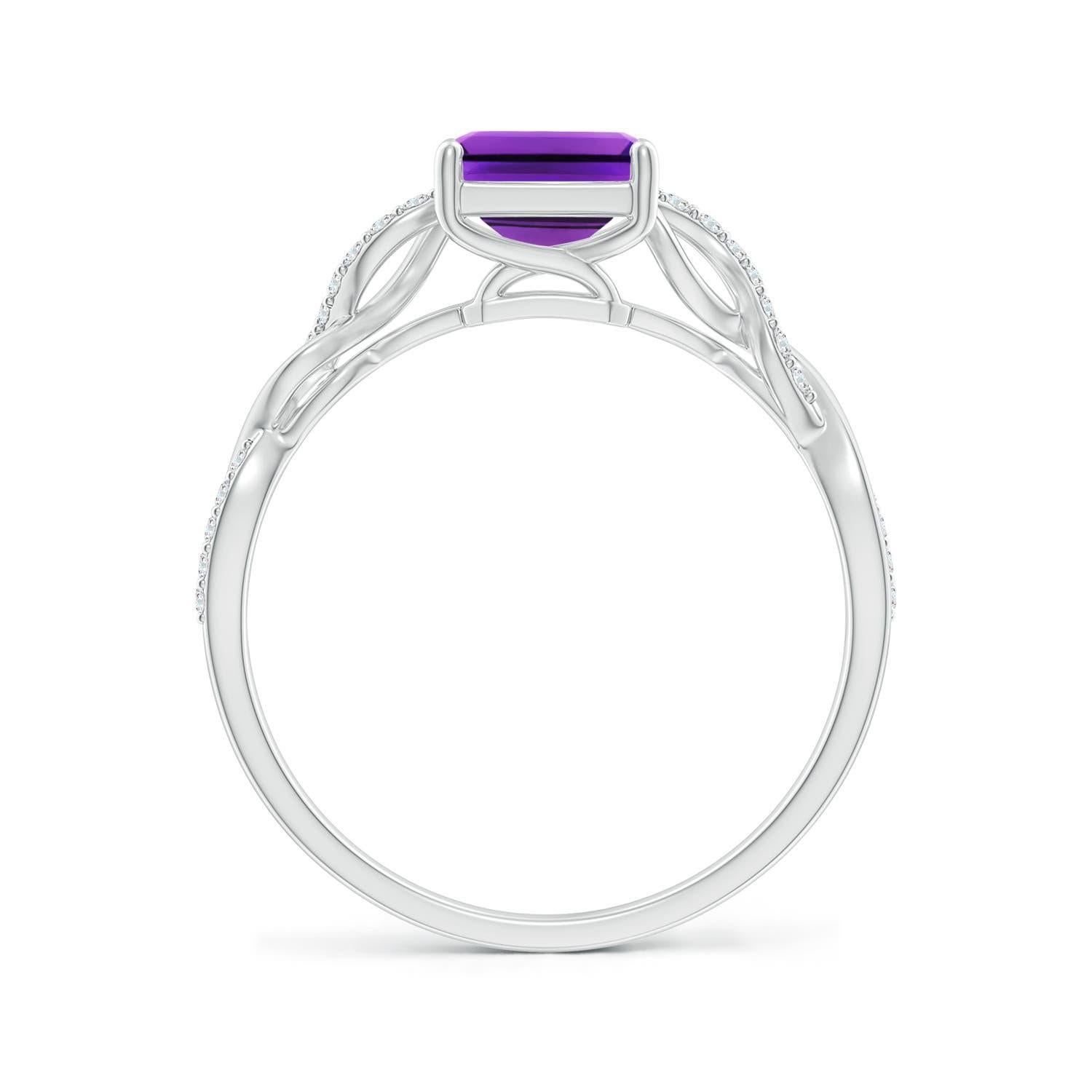 <p>Acerca de Angara:<br />En Angara, cada joya es una expresión artesanal de amor e individualidad. Diseñamos con intención, utilizando piedras preciosas de colores vivos y diamantes de origen ético para crear tesoros únicos e intemporales. Desde la