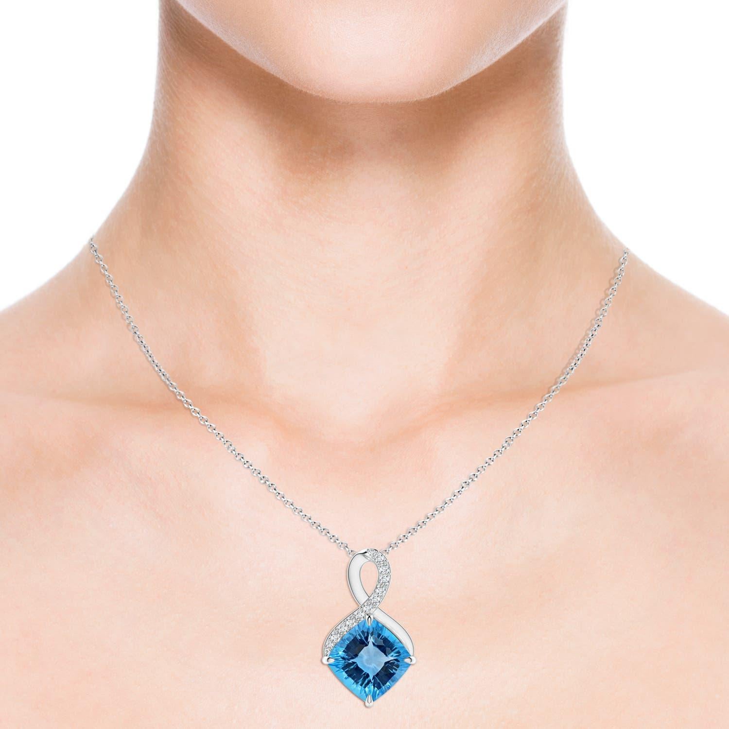 Angara Natural GIA zertifiziert 16,45 ct Schweizer Blau Topas Anhänger in 14K massivem Gold Damen im Angebot