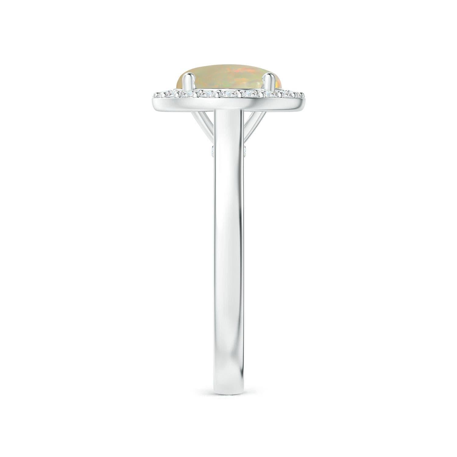 Taglio rotondo Anello aureola con opale naturale di 2,08 ct e diamanti in oro 14K di Angara, certificato GIA in vendita