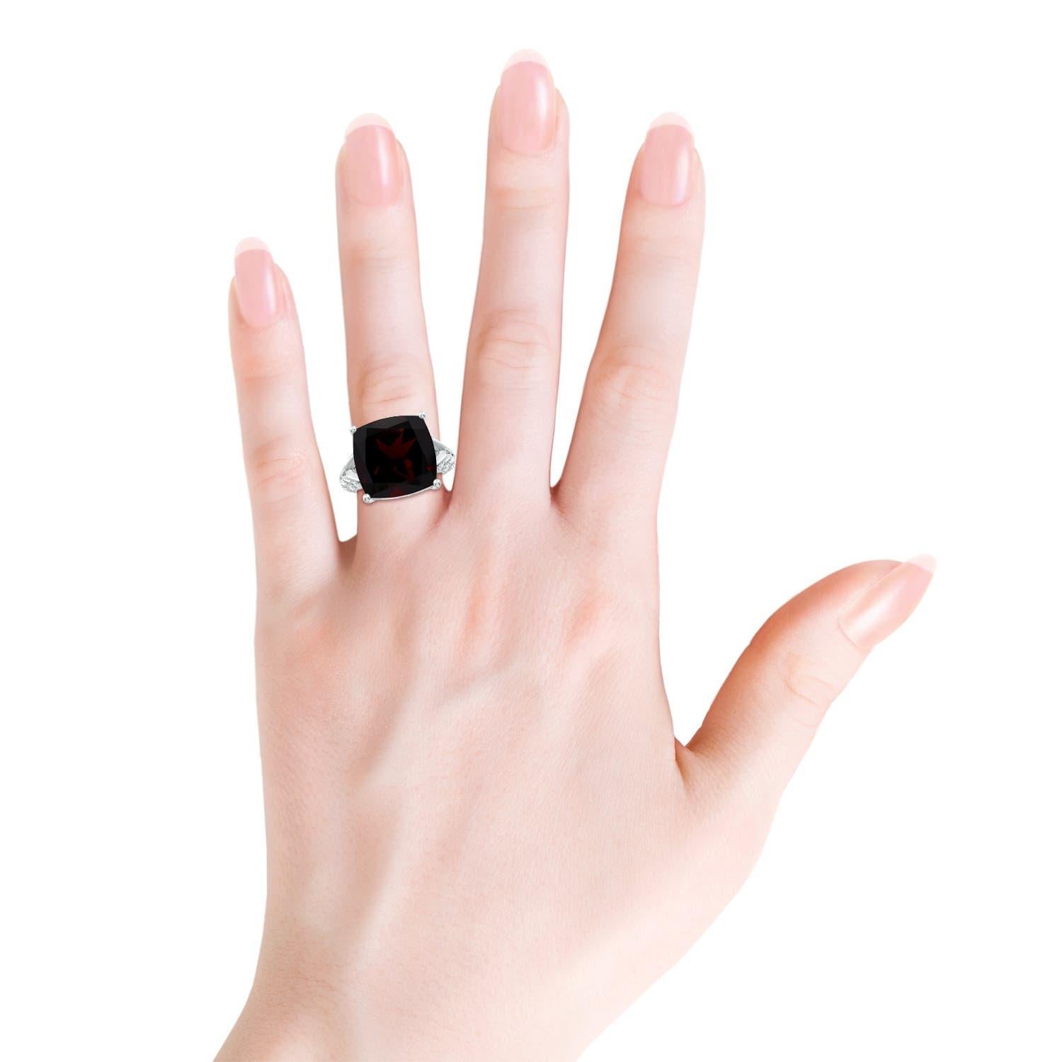 Bague en or 14 carats pour femme, grenat coussin certifié GIA de 13,6 ct, naturel, Angara Neuf - En vente à Los Angeles, CA